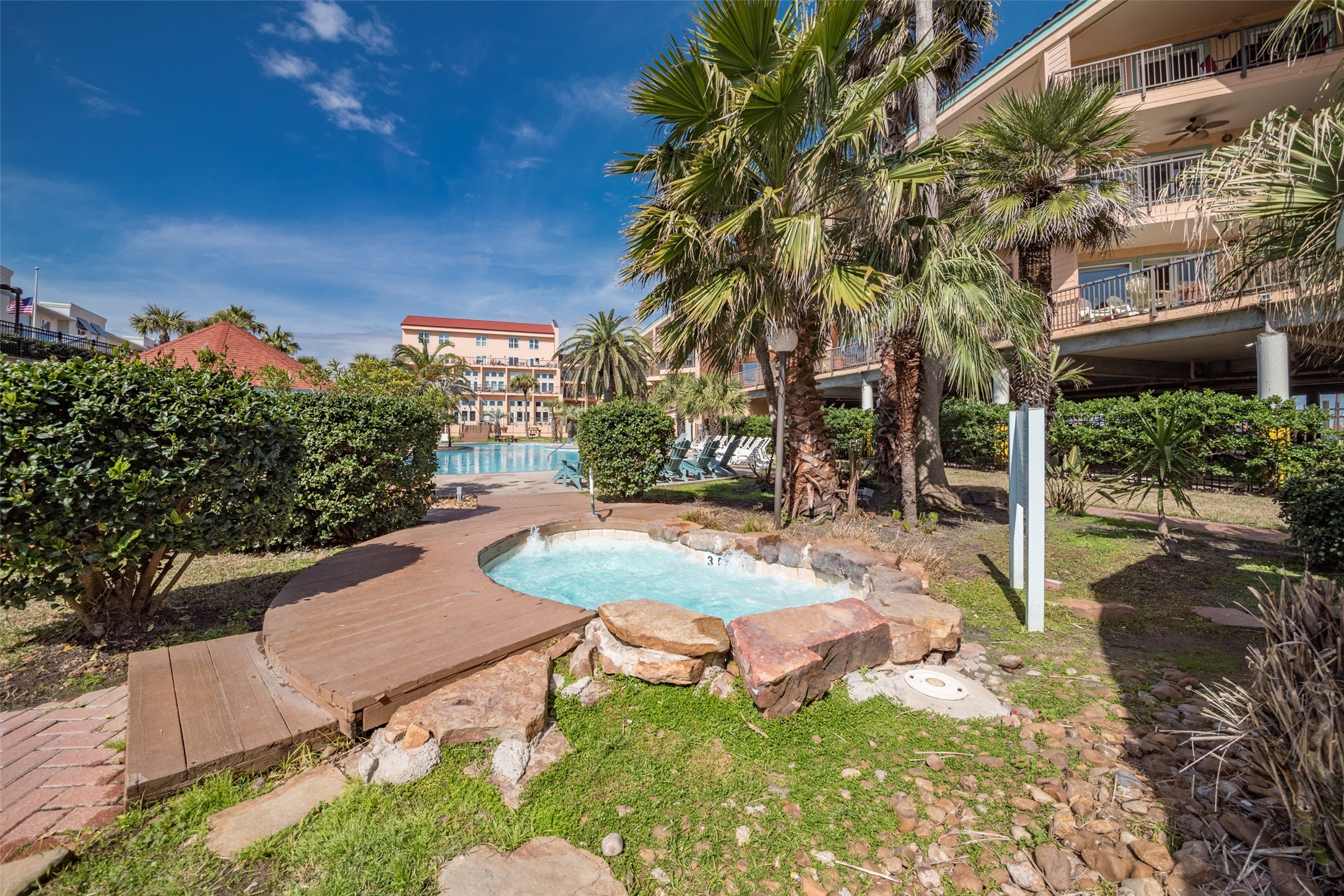 9520 Seawall Boulevard 108 Property Photo 26