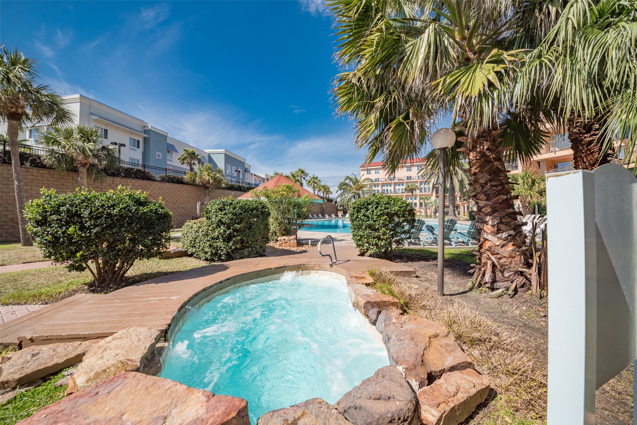 9520 Seawall Boulevard 108 Property Photo 27