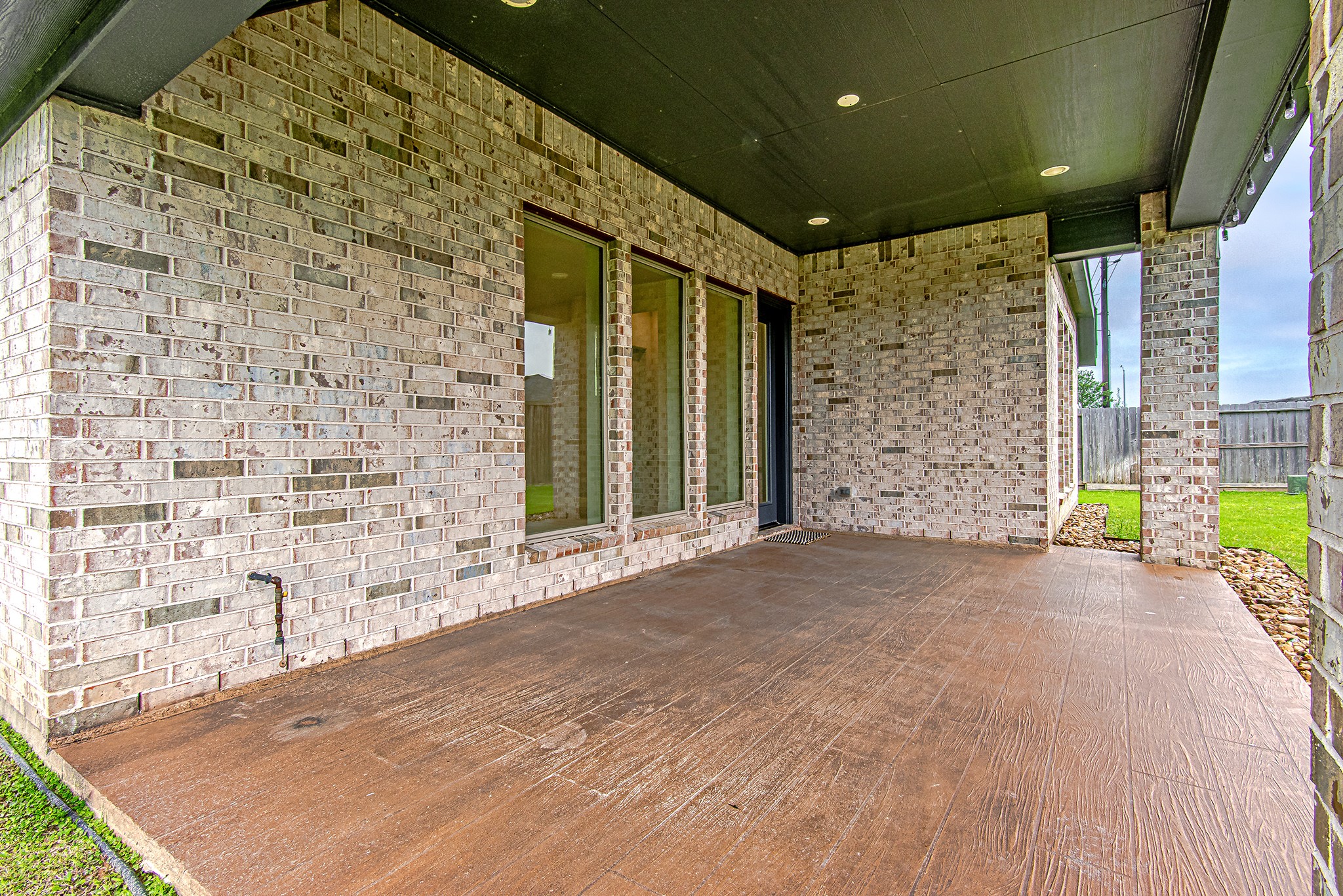 4002 Maple Glen Drive Property Photo 32
