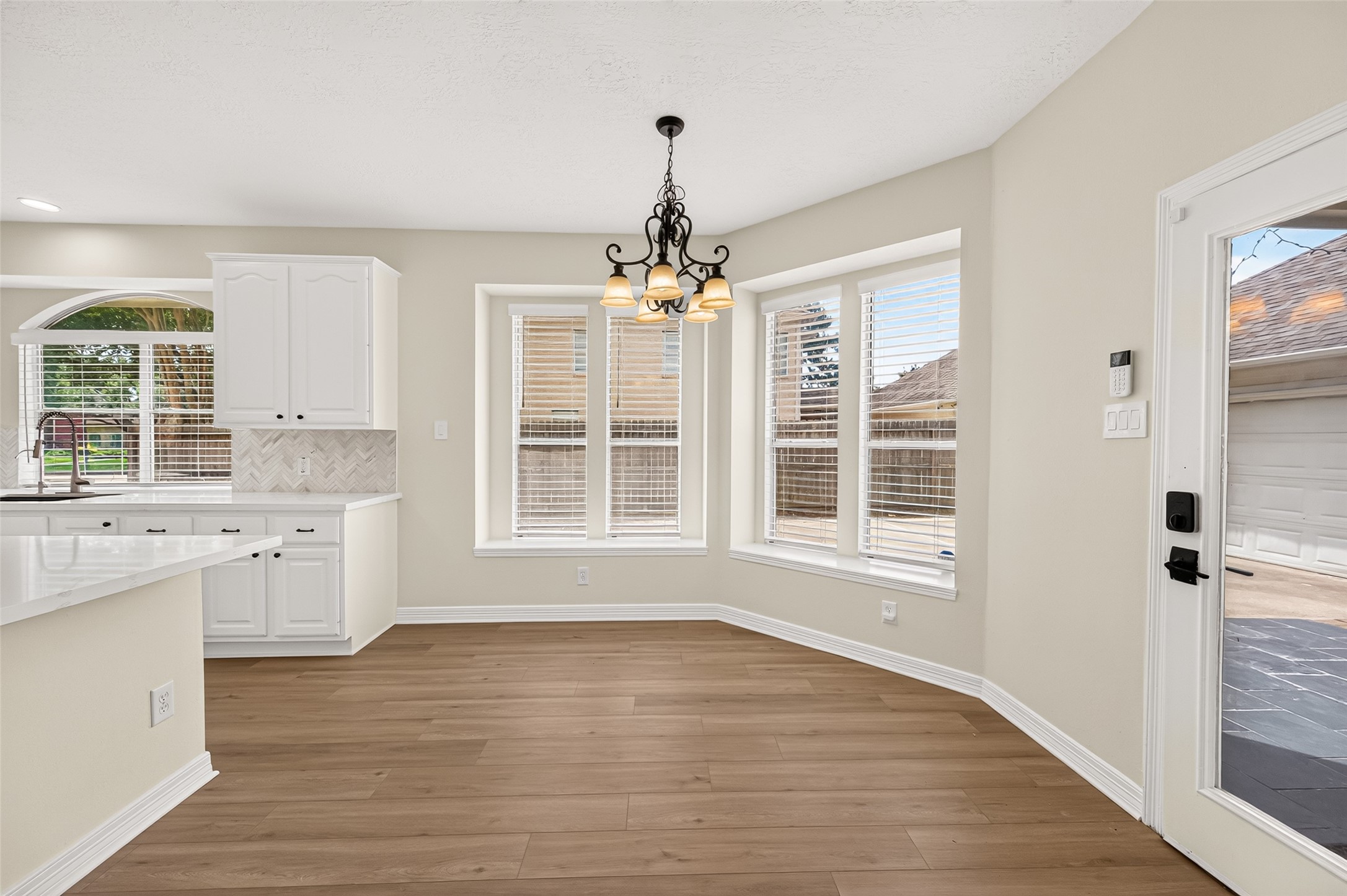 826 Ivory Ridge Lane Property Photo 16