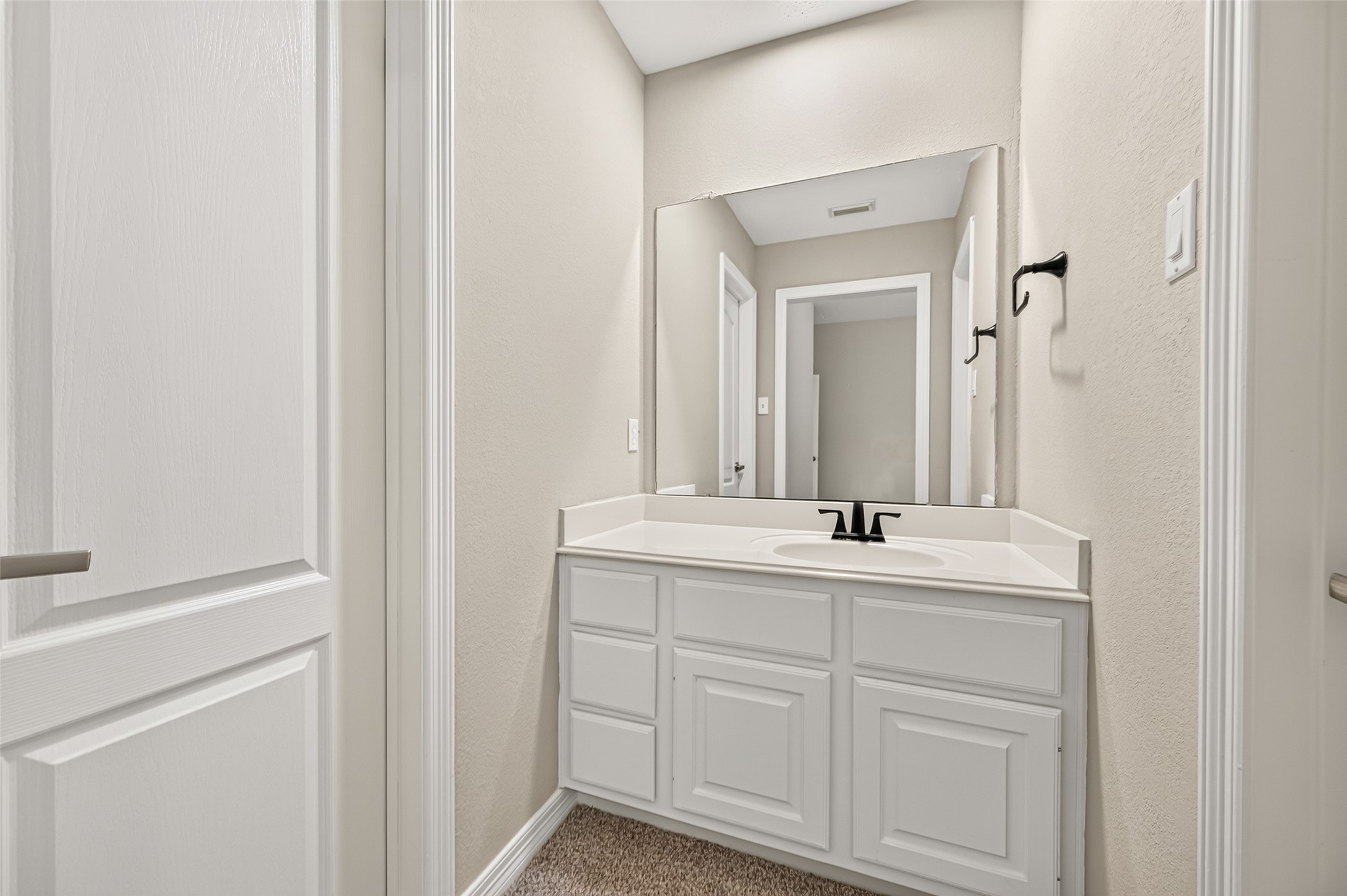 826 Ivory Ridge Lane Property Photo 32