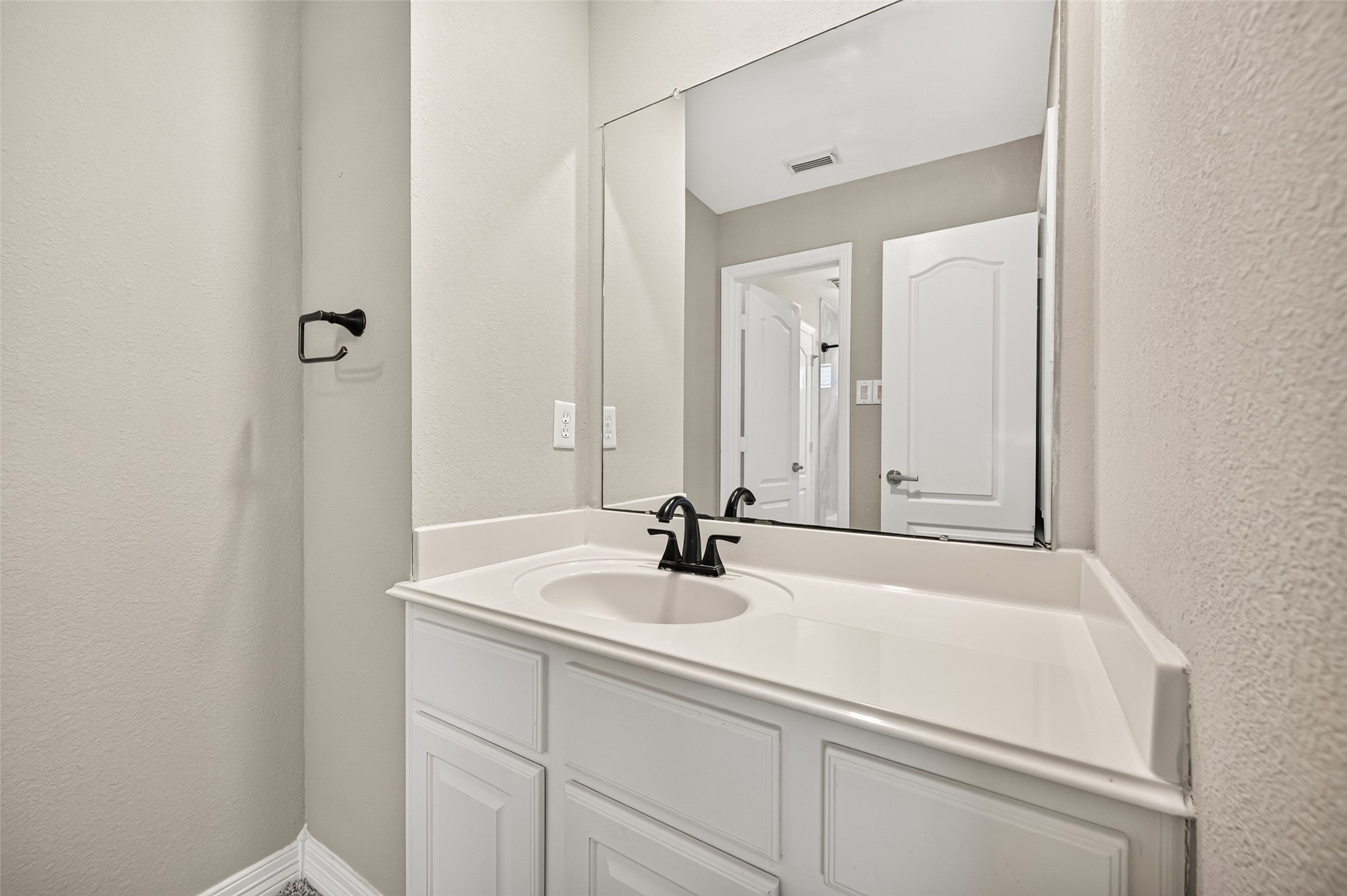 826 Ivory Ridge Lane Property Photo 34