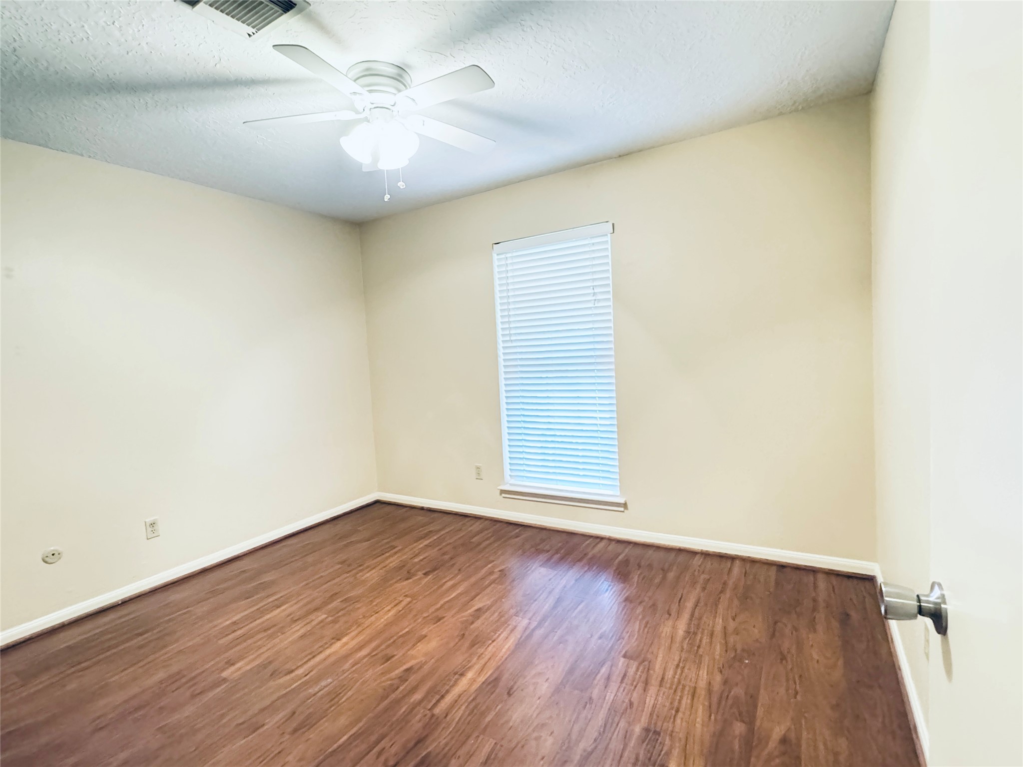 13935 Saint Marys Lane Property Photo 16