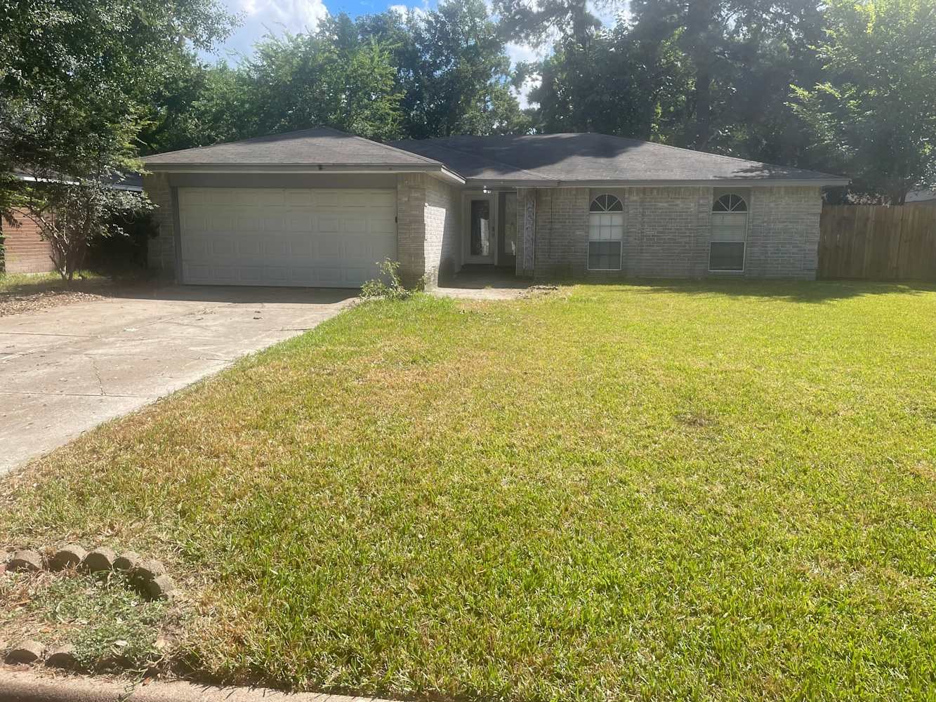 23414 Lestergate Drive Property Photo 1