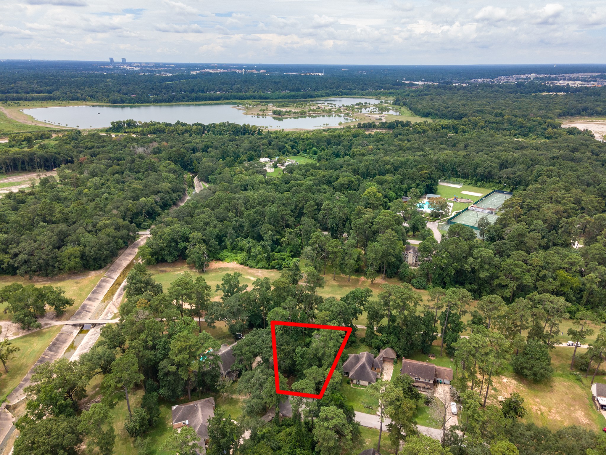 135 Jeb Stuart Lane Property Photo 4