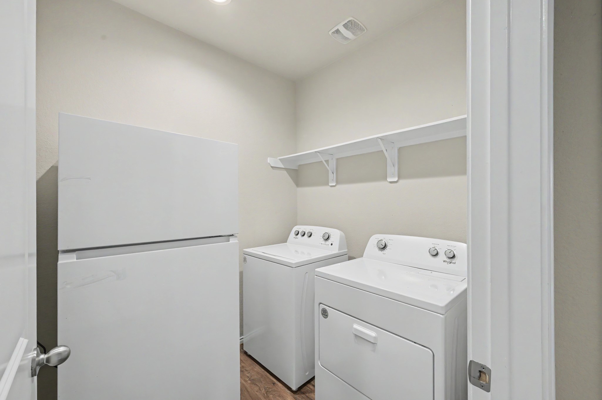 4206 San Leo Court Property Photo 13