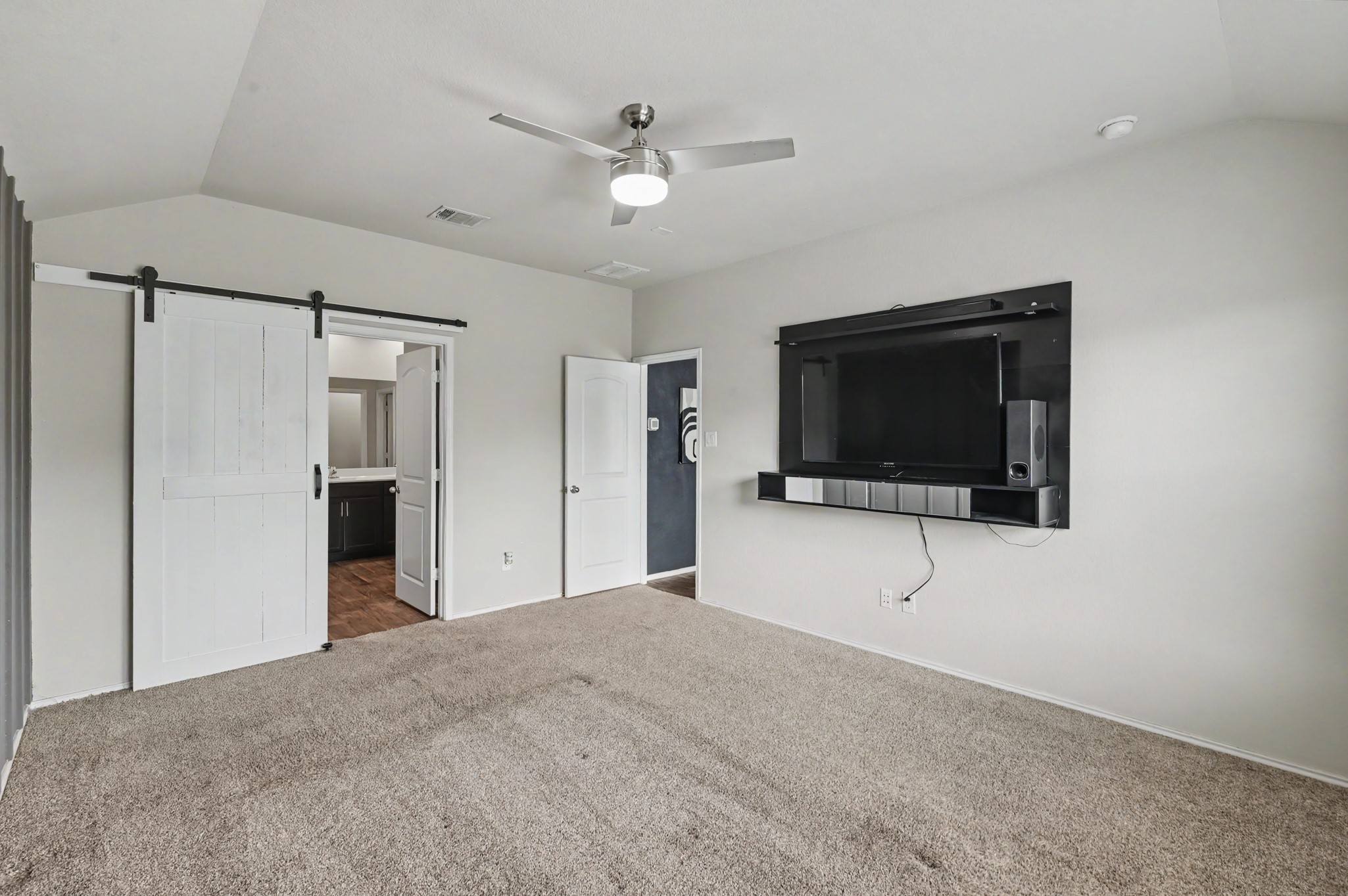 4206 San Leo Court Property Photo 23