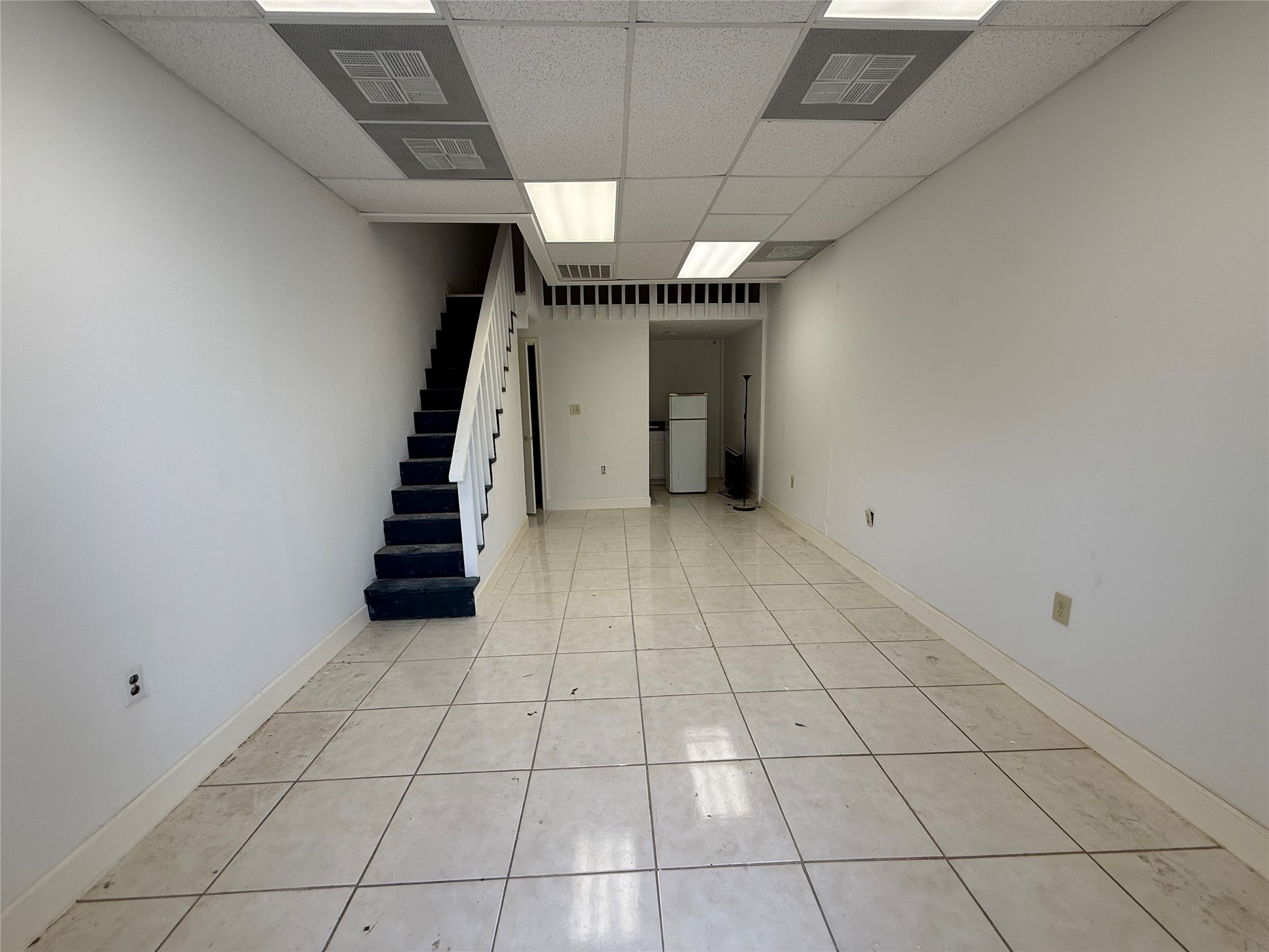 5914 Cullen Boulevard Property Photo 3