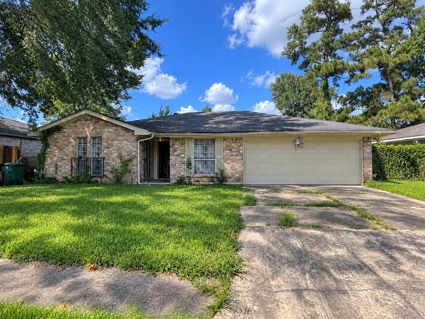 9623 Glenwood Forest Drive Property Photo 1