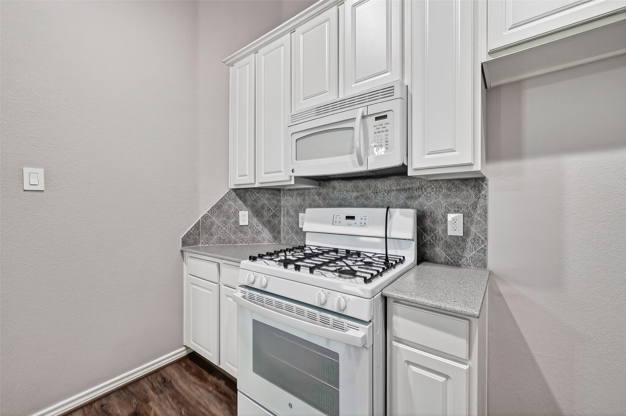 1214 Sand Pines Property Photo 36