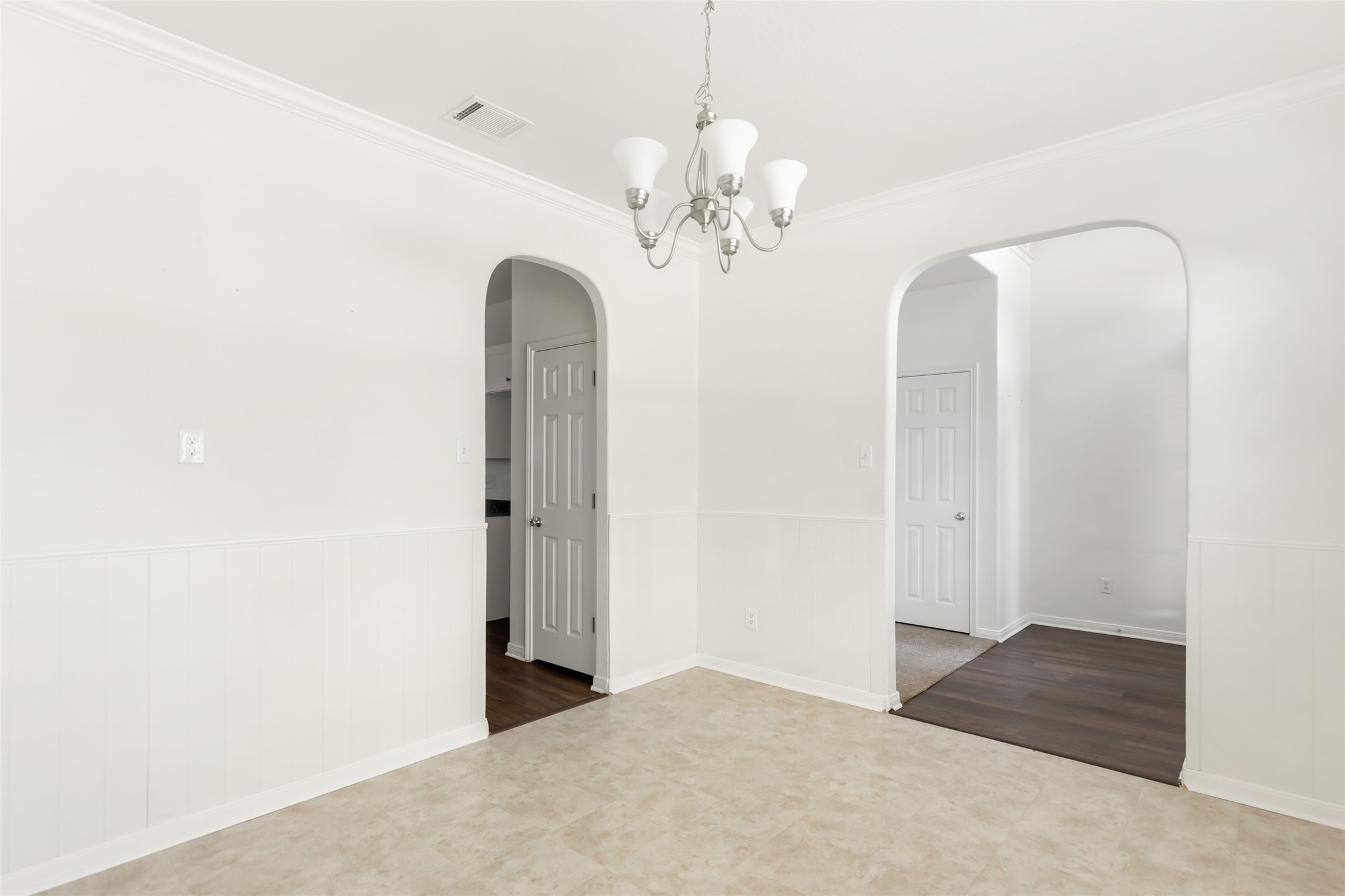 21507 Sullivan Forest Drive Property Photo 10