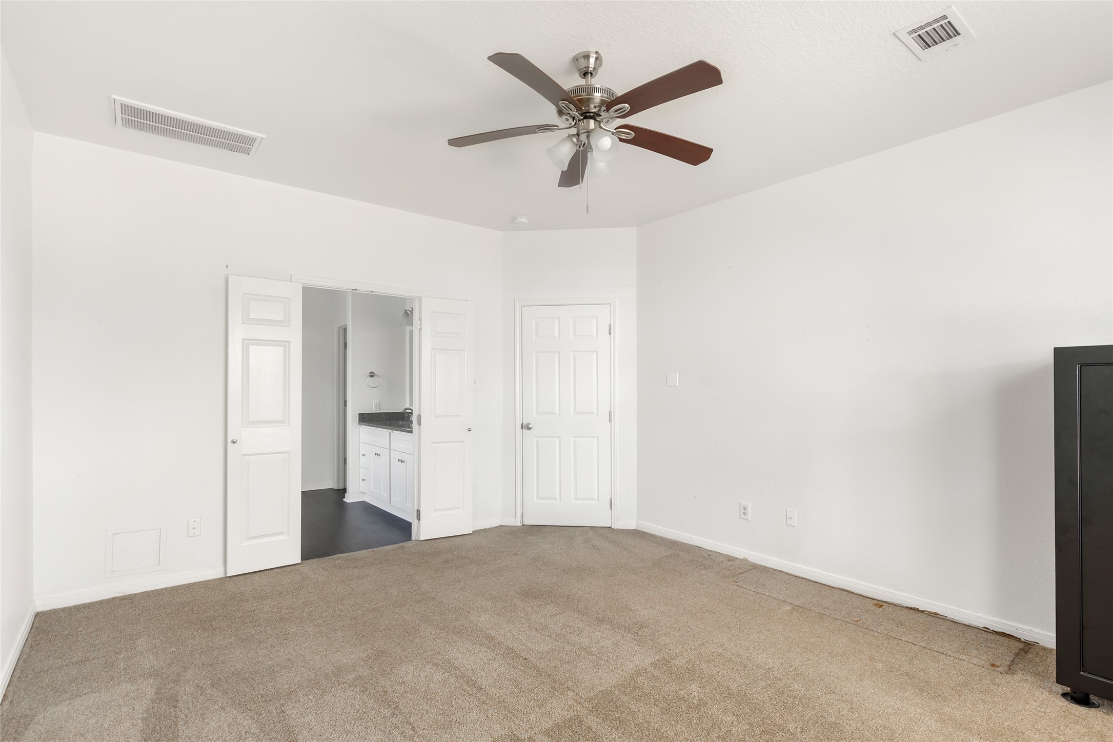 21507 Sullivan Forest Drive Property Photo 20
