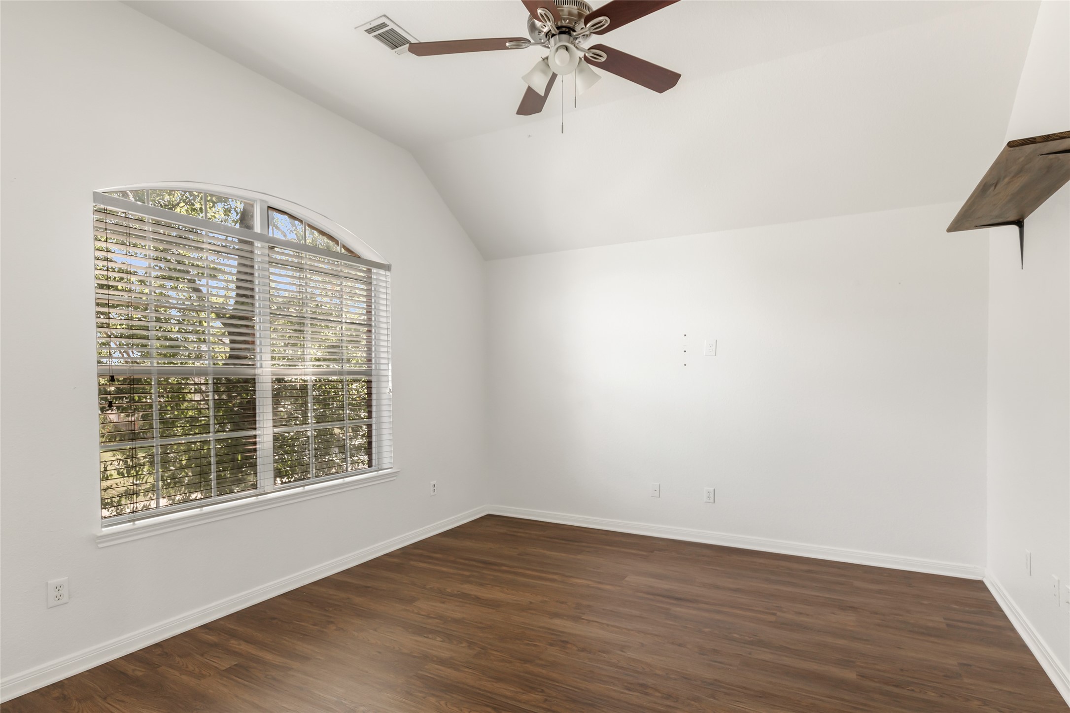 21507 Sullivan Forest Drive Property Photo 25