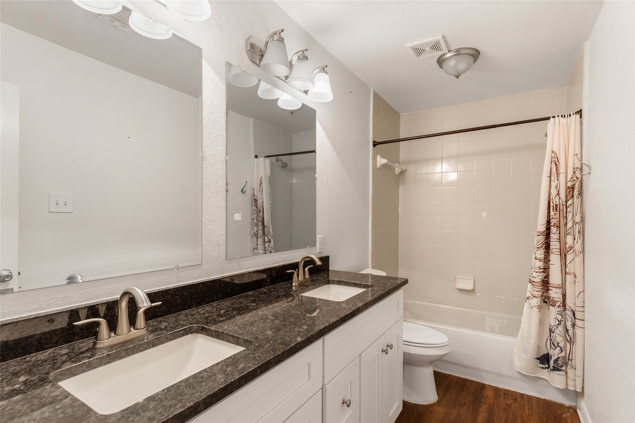 21507 Sullivan Forest Drive Property Photo 28