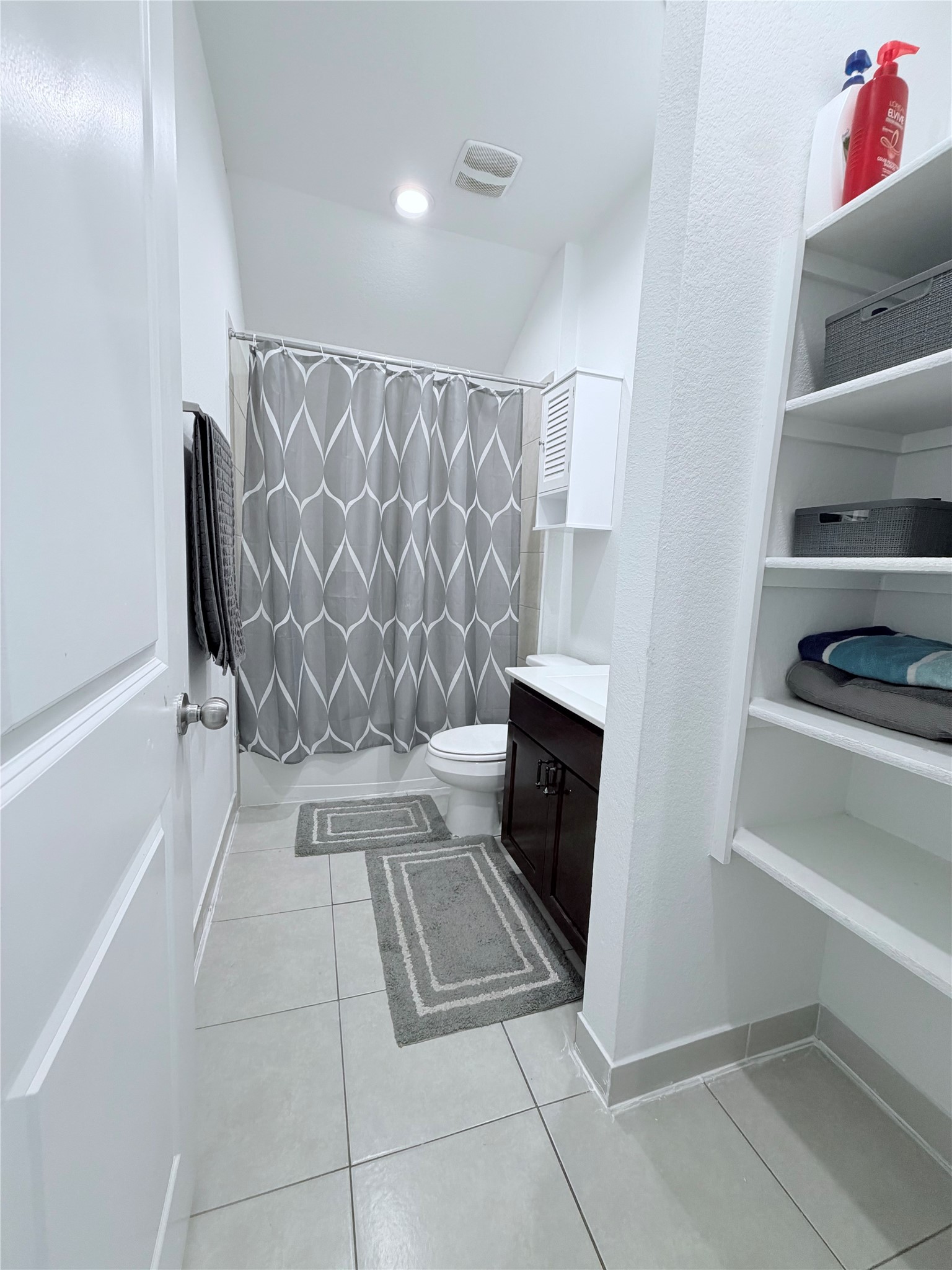 3410 Emerald Anchor Ln Property Photo 29