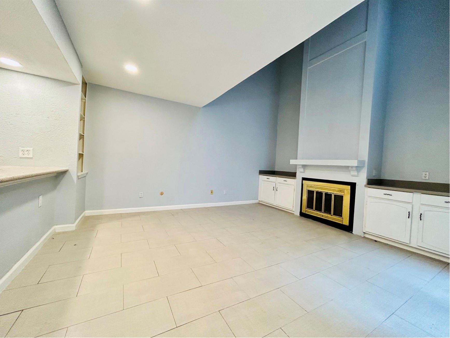 11411 Harwin Drive 6 Property Photo 3