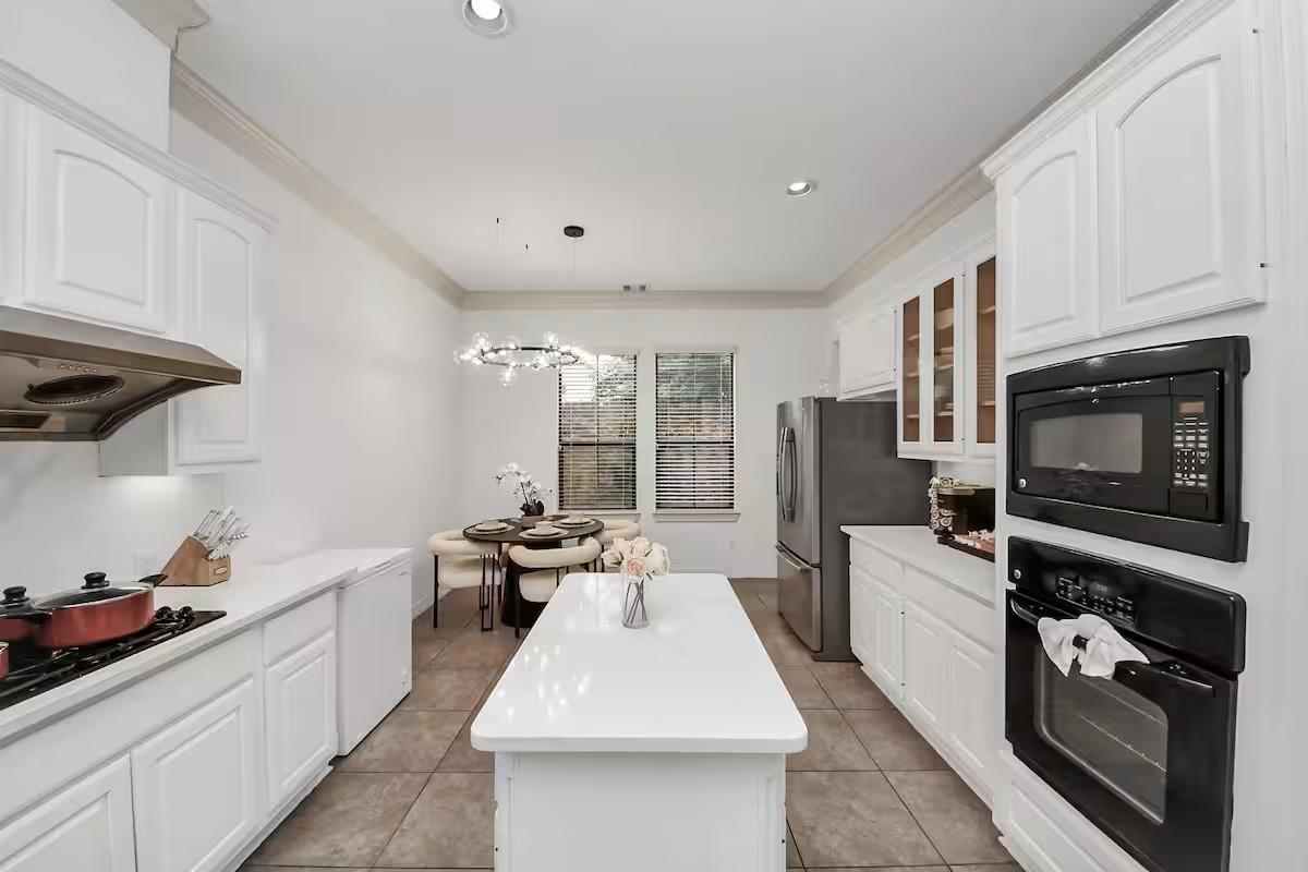 11631 Royal Oaks View Property Photo 7