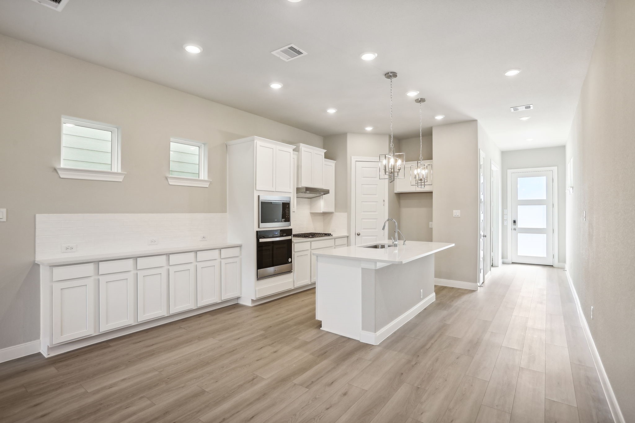 1426 Rail Junction Lane Property Photo 4