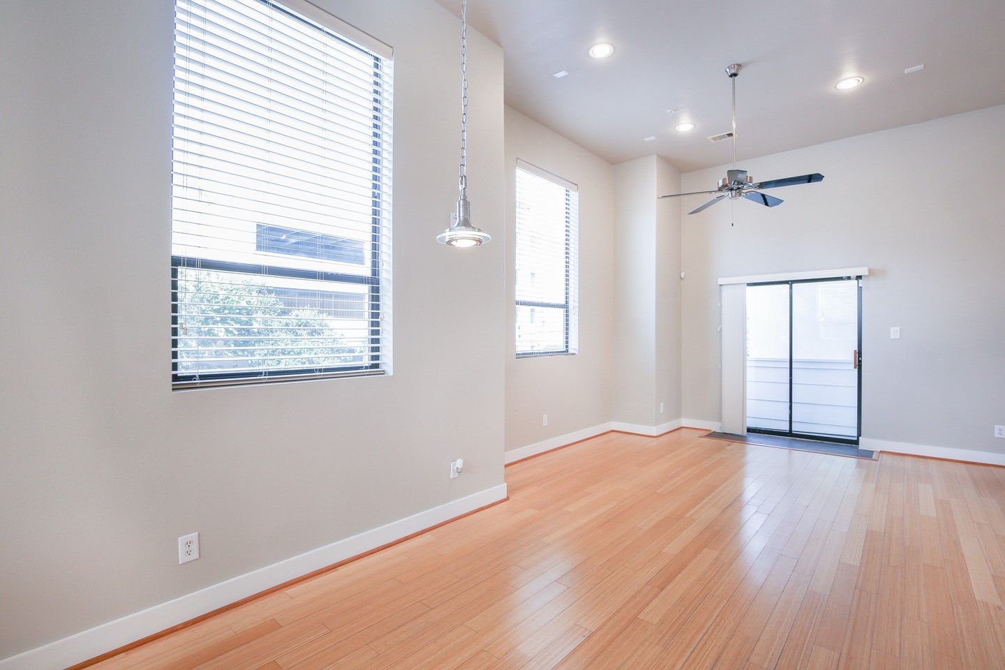 2307 Camden Drive A Property Photo 3