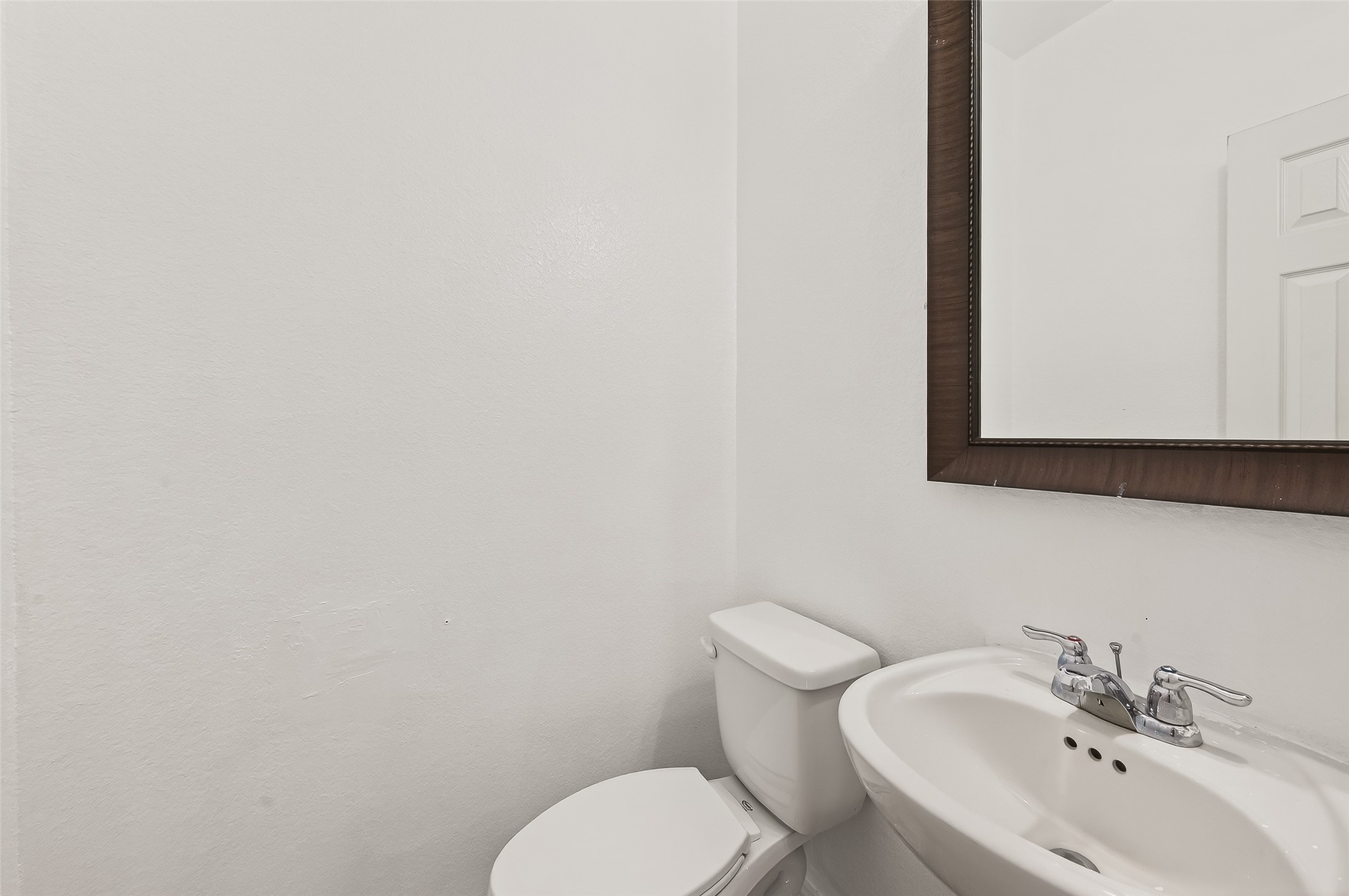 5519 Jay Thrush Drive Property Photo 30