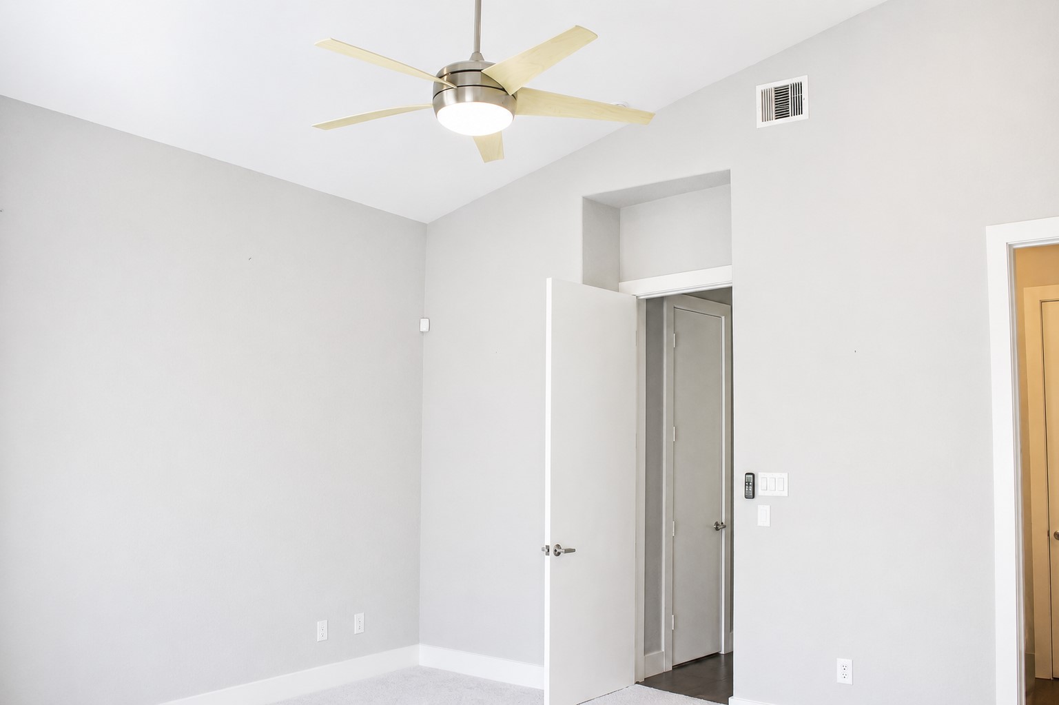 5232 Cornish Street Property Photo 7