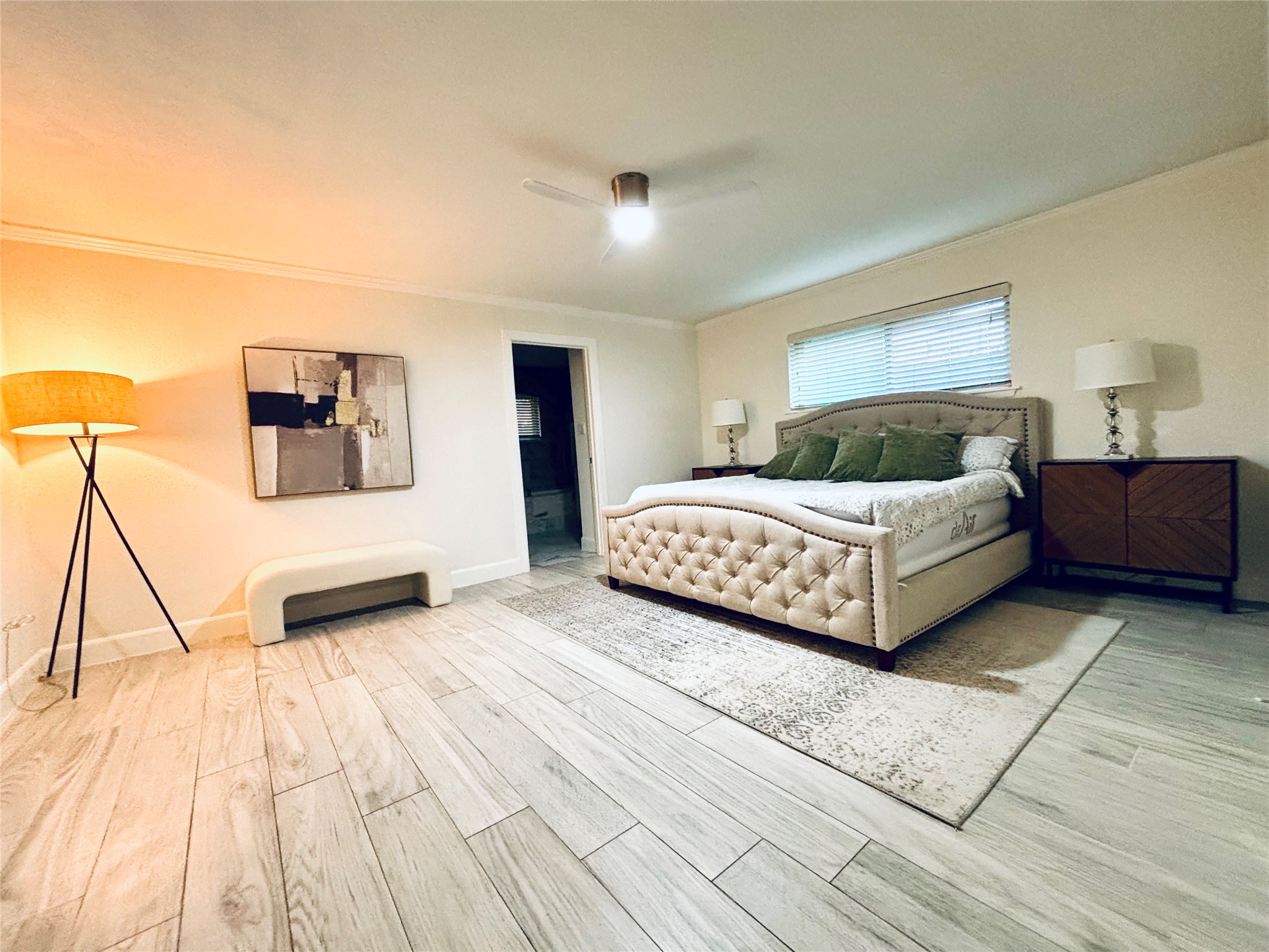 5226 Loch Lomond Drive Property Photo 8
