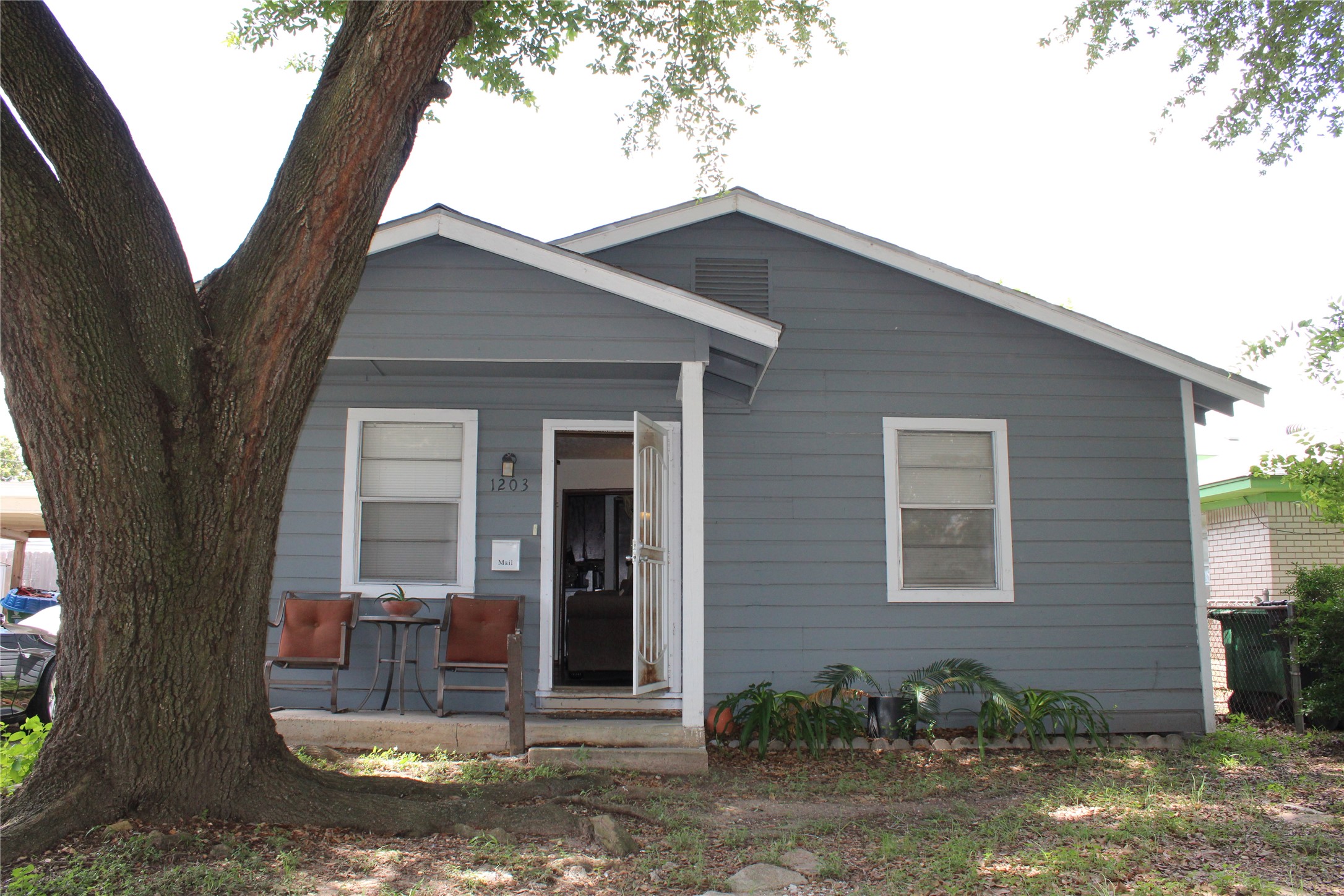 1203 Egypt Street Property Photo 1
