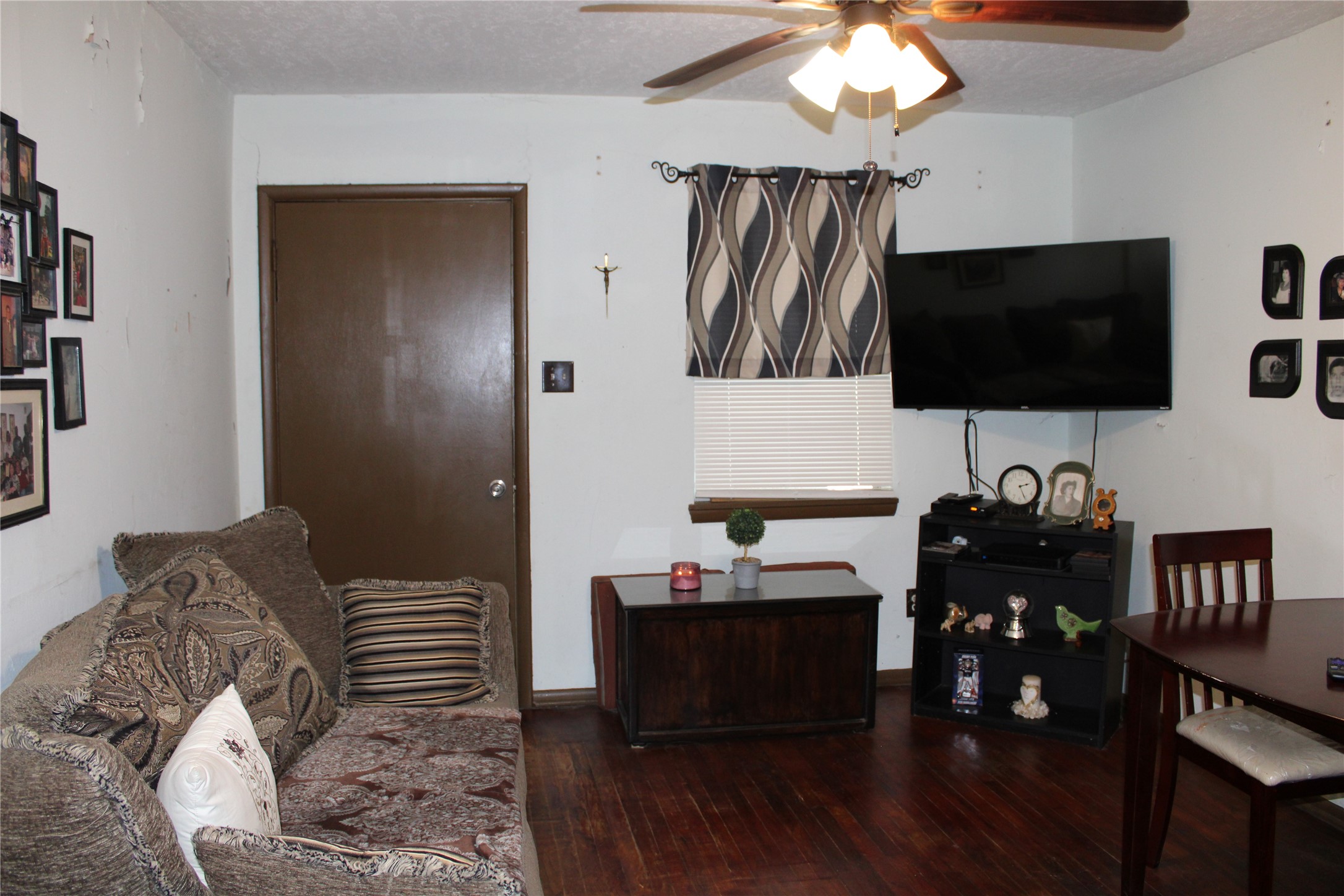 1203 Egypt Street Property Photo 5