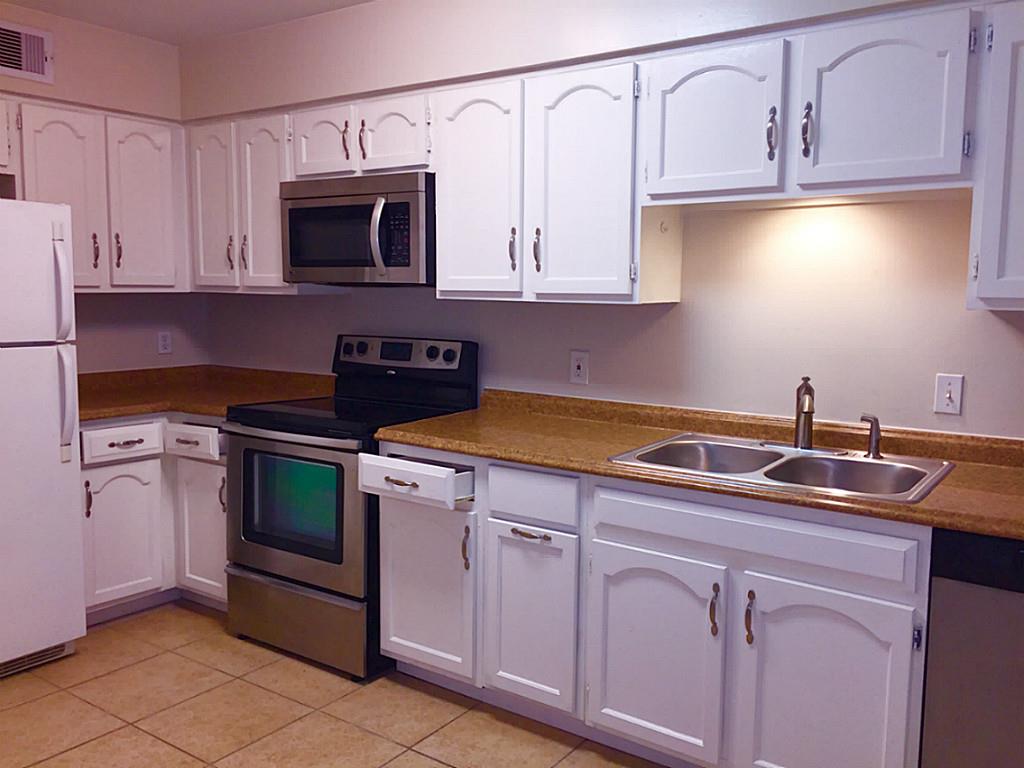10330 Briar Forest Drive 29/3 Property Photo 6