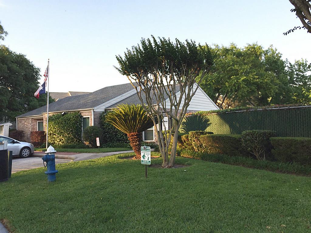 10330 Briar Forest Drive 29/3 Property Photo 16