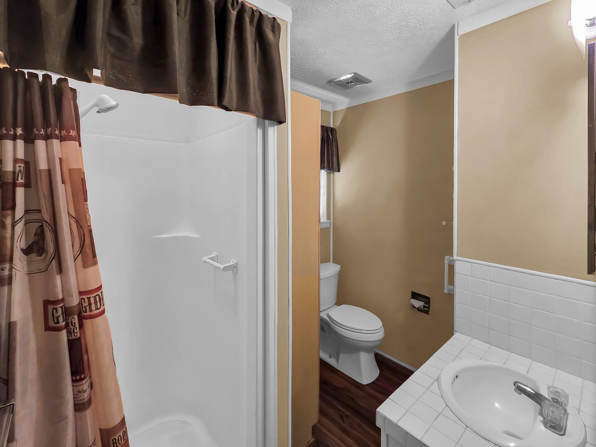 750 County Road 4400 Property Photo 24