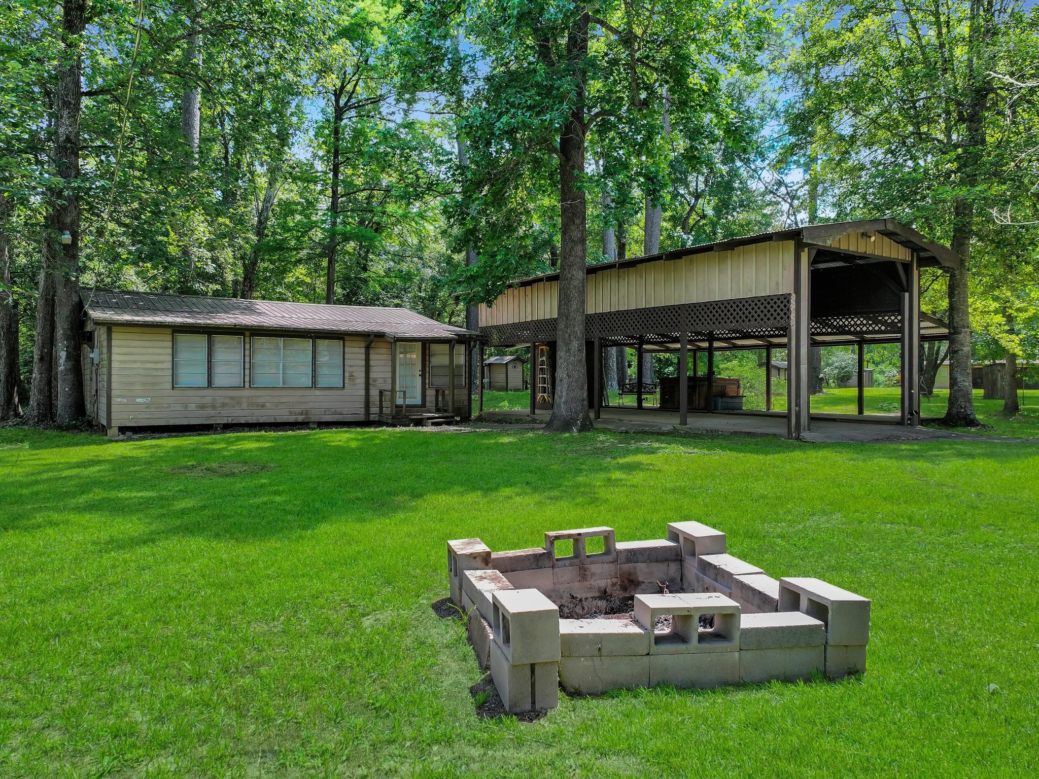 750 County Road 4400 Property Photo 32