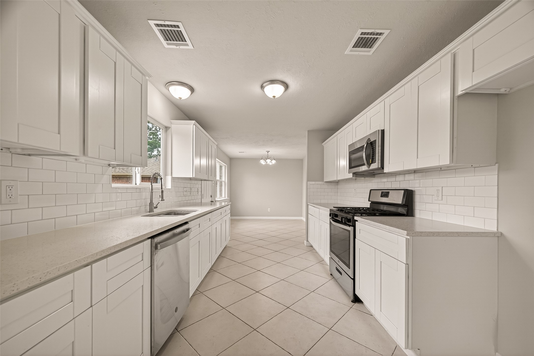 12610 Wood Dawn Lane Property Photo 10