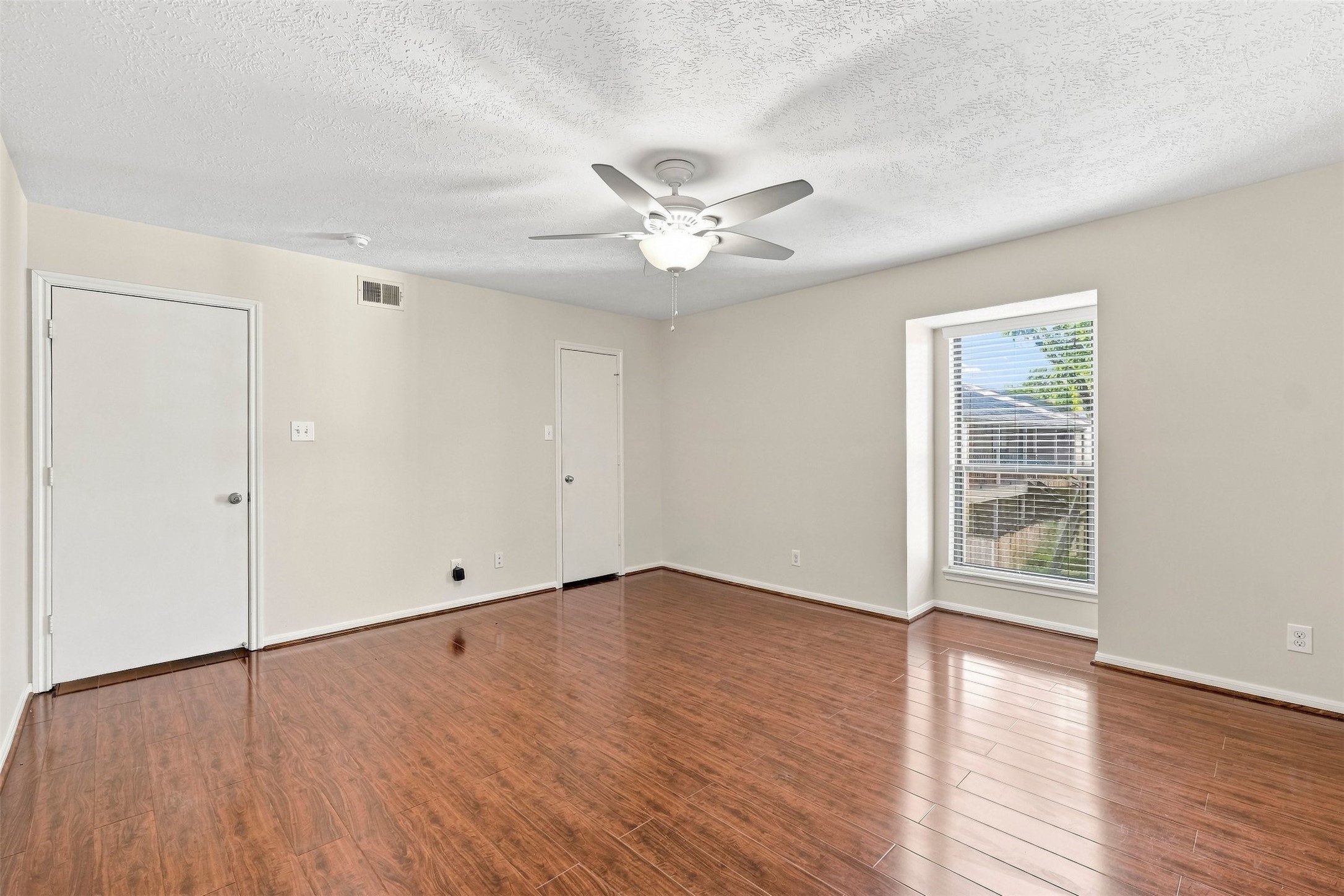1100 Augusta Drive 86 Property Photo 16
