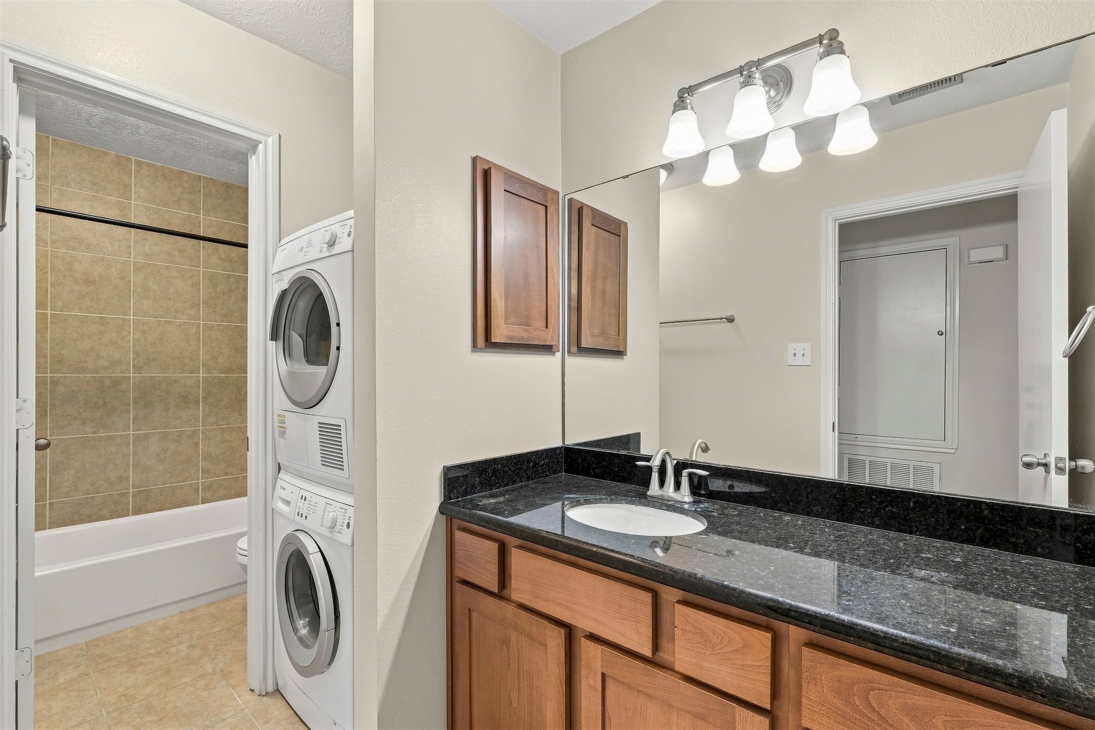 1100 Augusta Drive 86 Property Photo 18