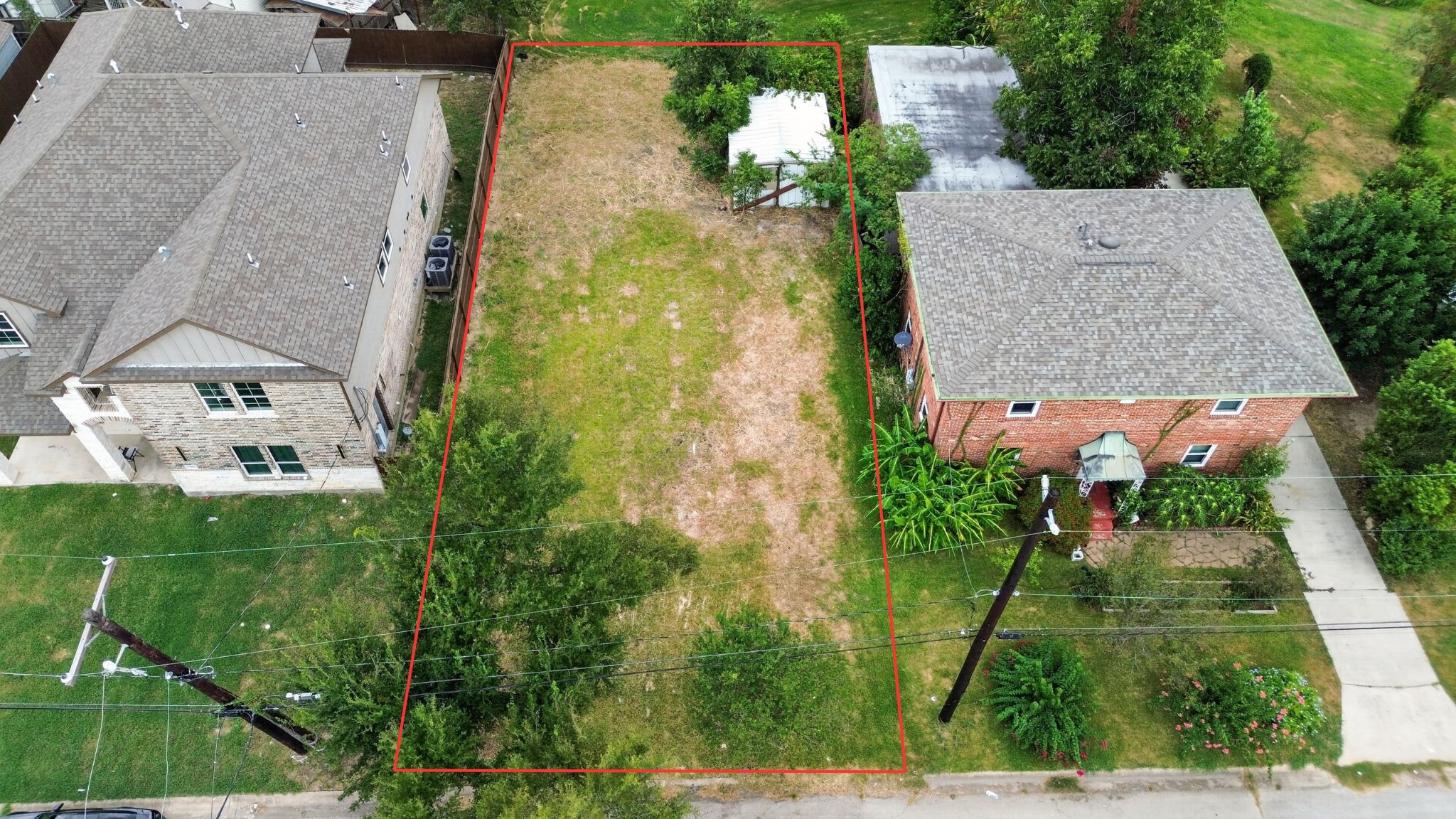 206 West Thomas Avenue Property Photo 1