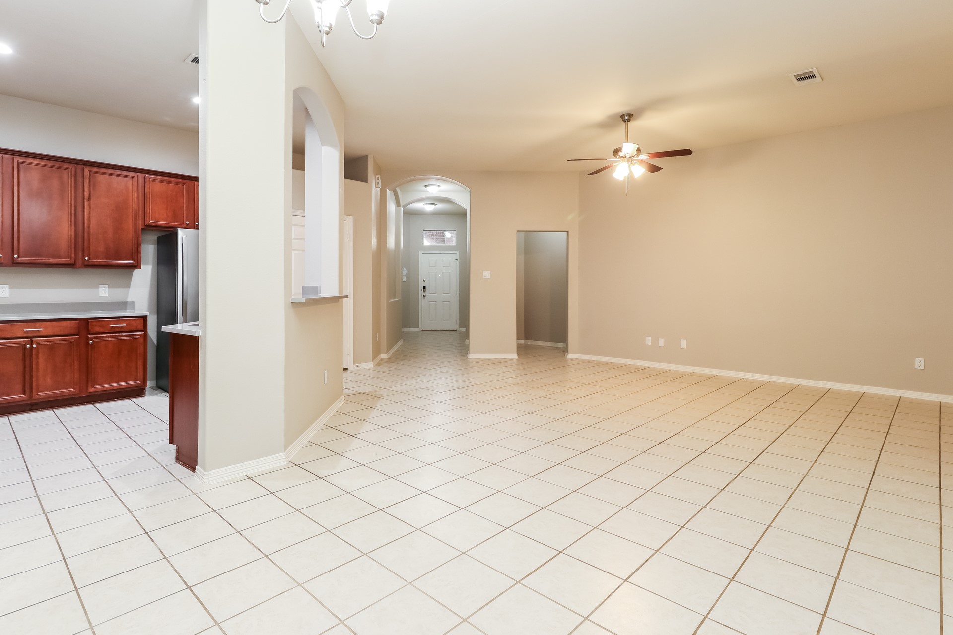 2307 Jefferson Crossing Drive Property Photo 6