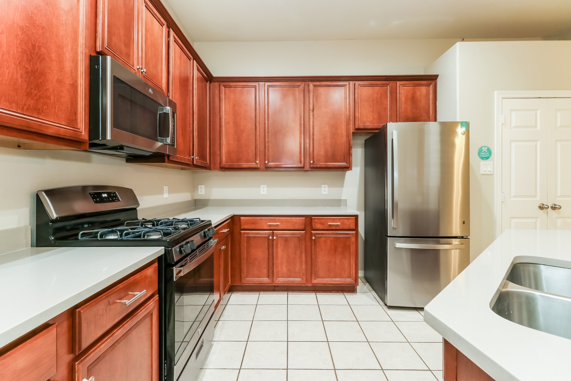 2307 Jefferson Crossing Drive Property Photo 8