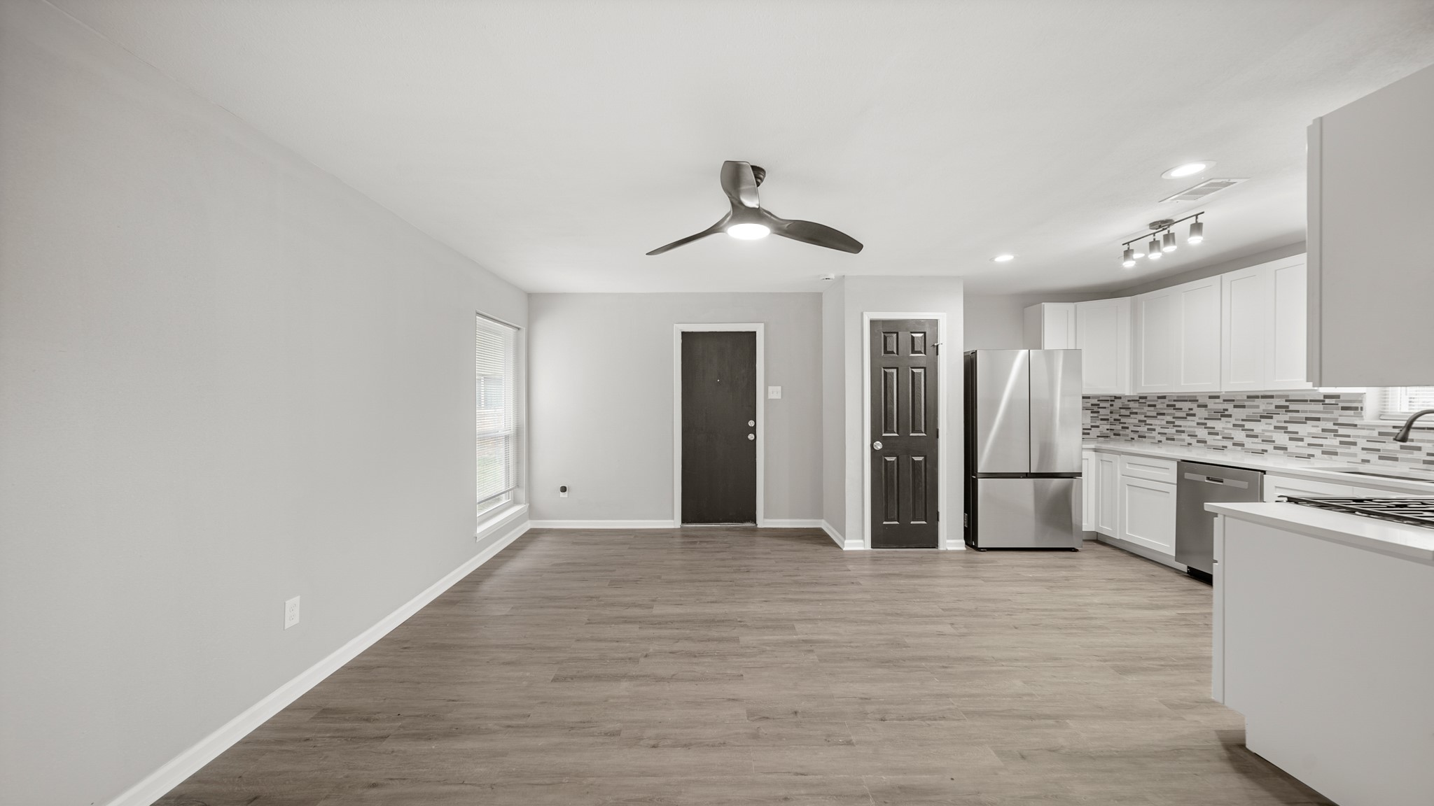 11330 Murr Way Property Photo 6