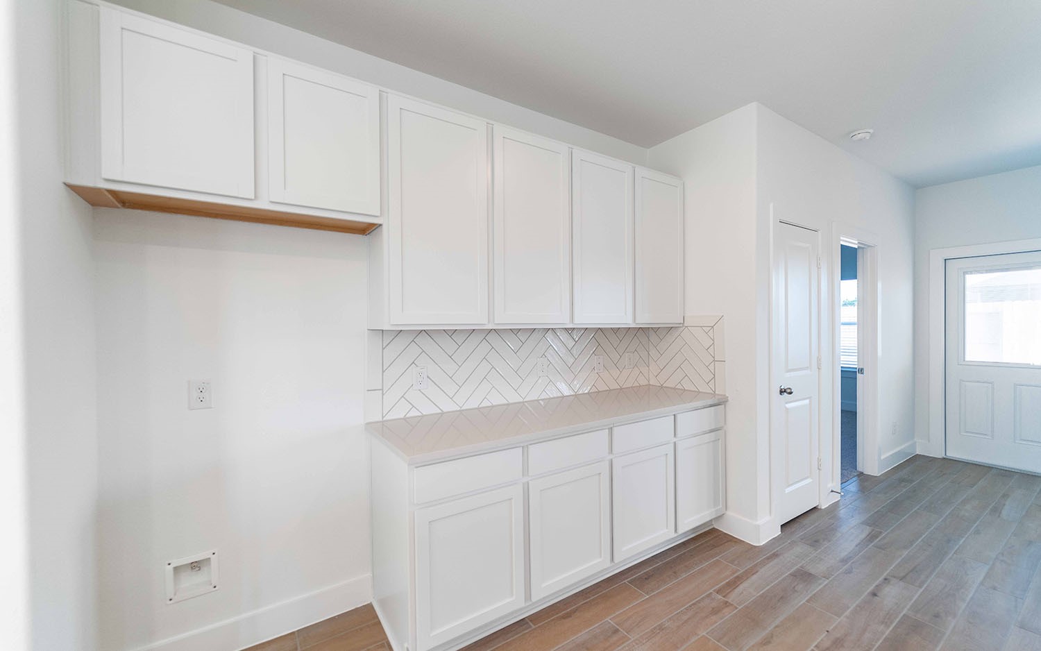 646 Escondido Drive Property Photo 7