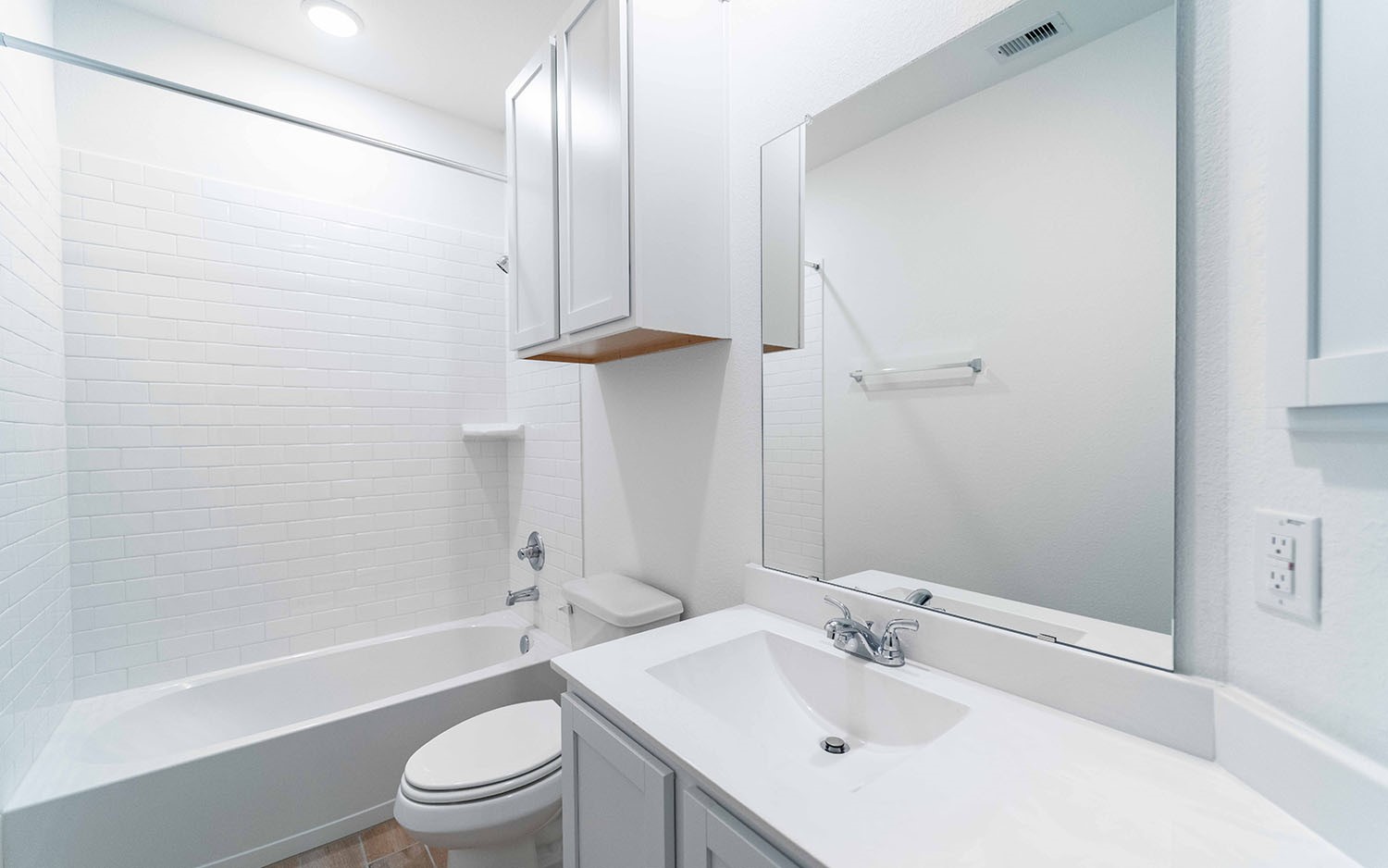 646 Escondido Drive Property Photo 13