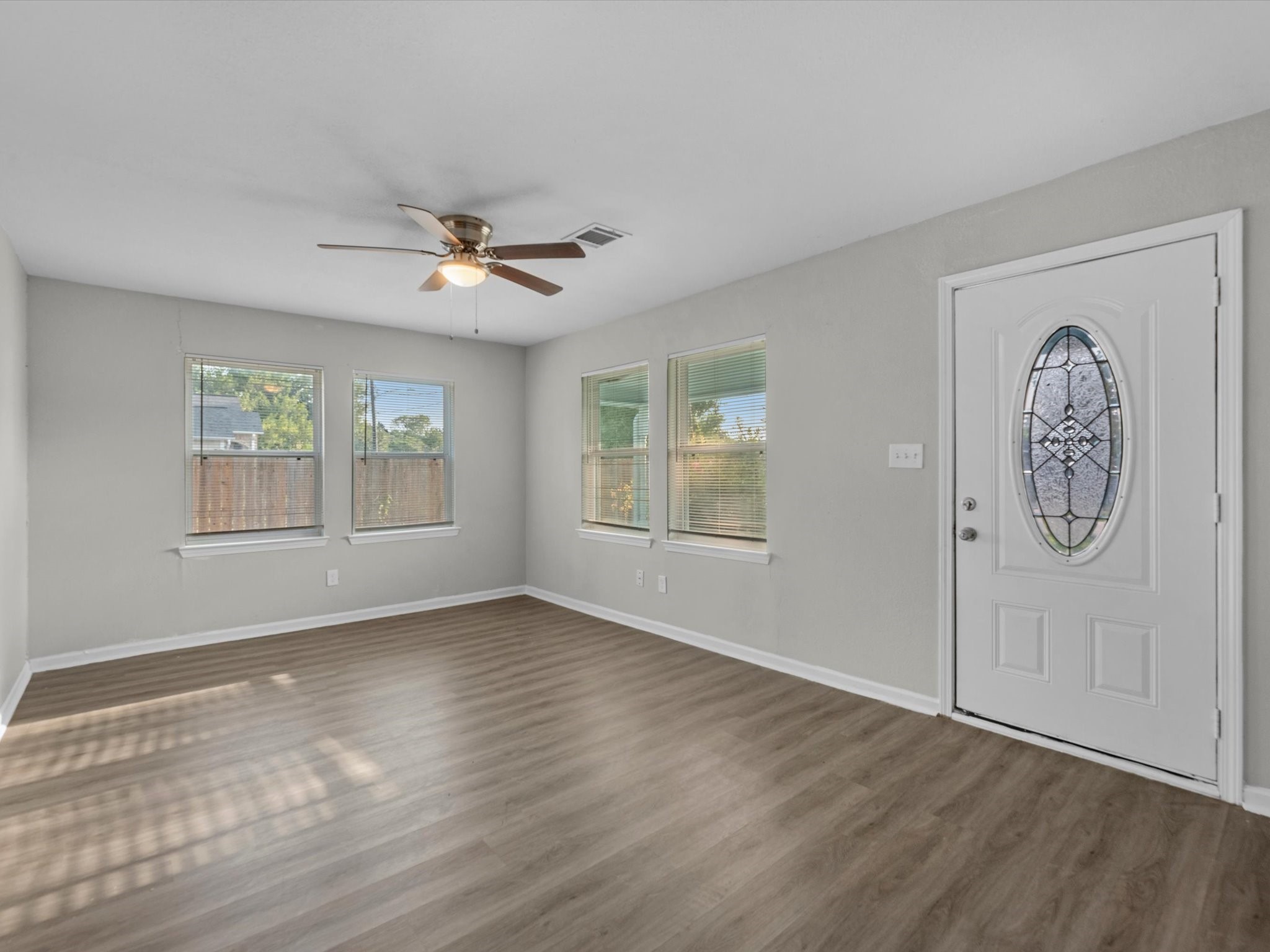 114 Weldon Street Property Photo 3