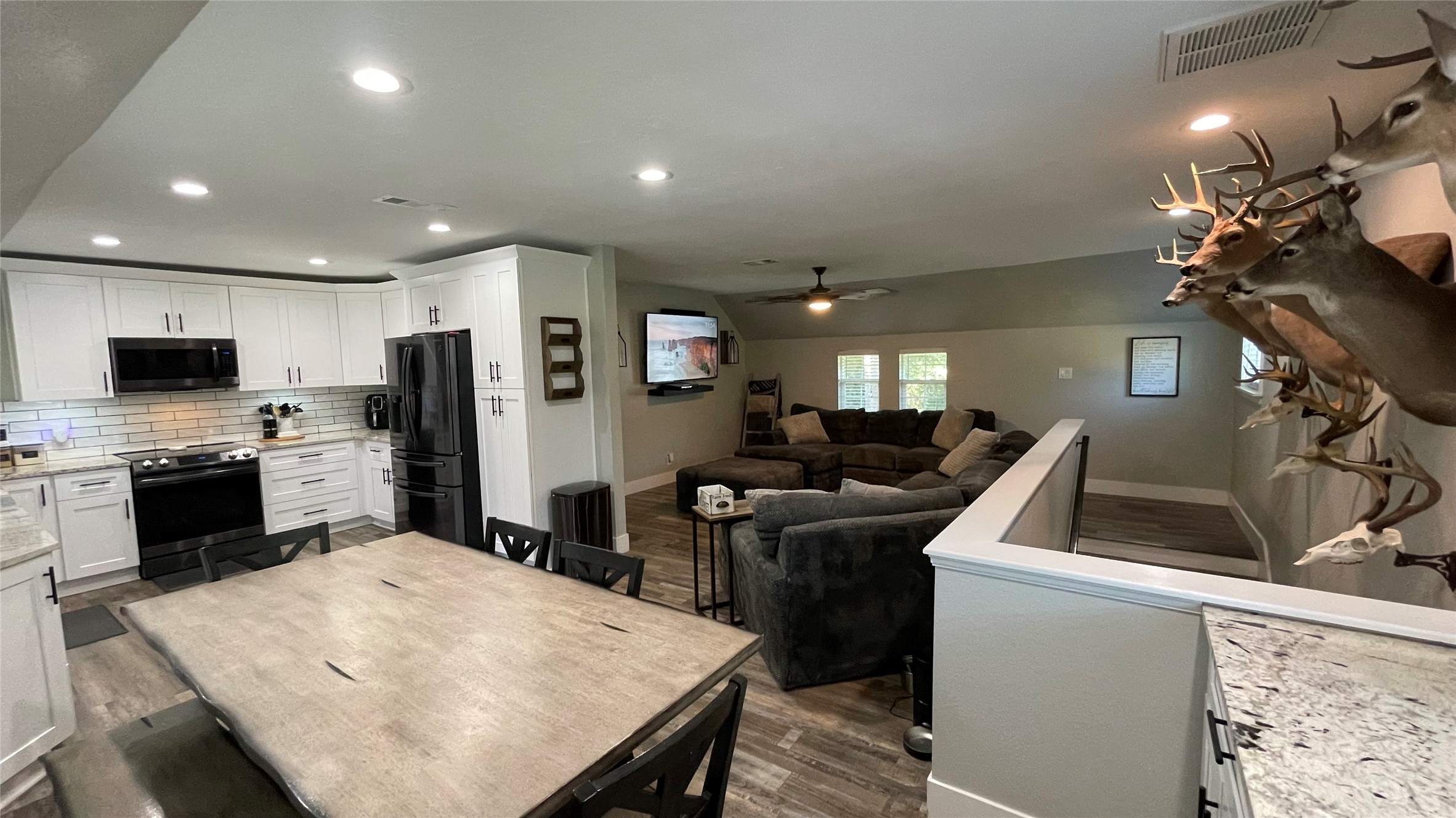 819 Sentinel Oaks Property Photo 24