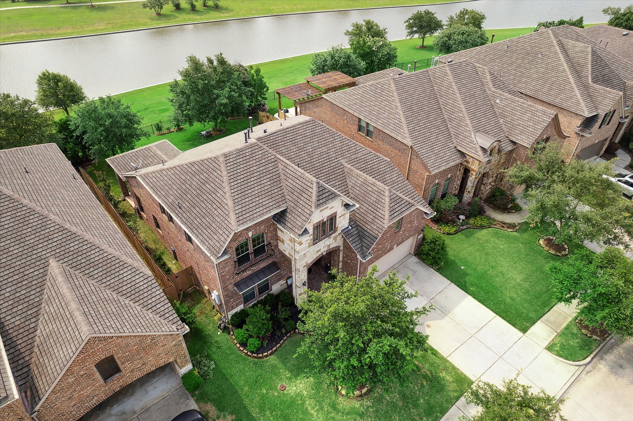 2816 Padova Court Property Photo 1