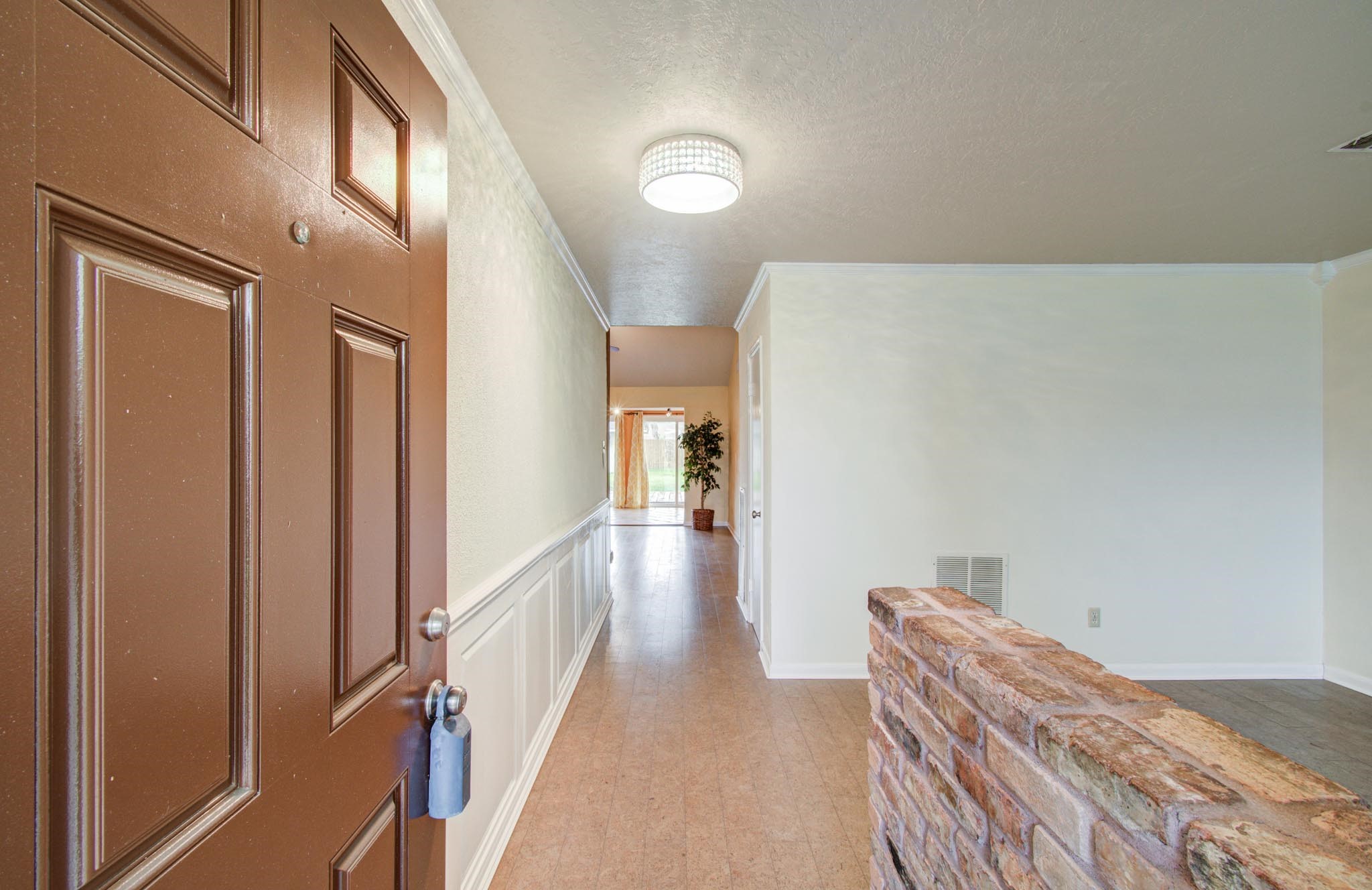 6030 Willowbend Boulevard Property Photo 7