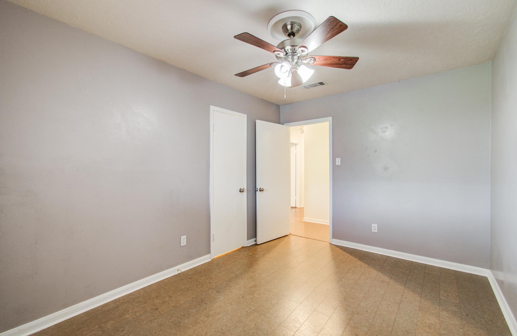 6030 Willowbend Boulevard Property Photo 13