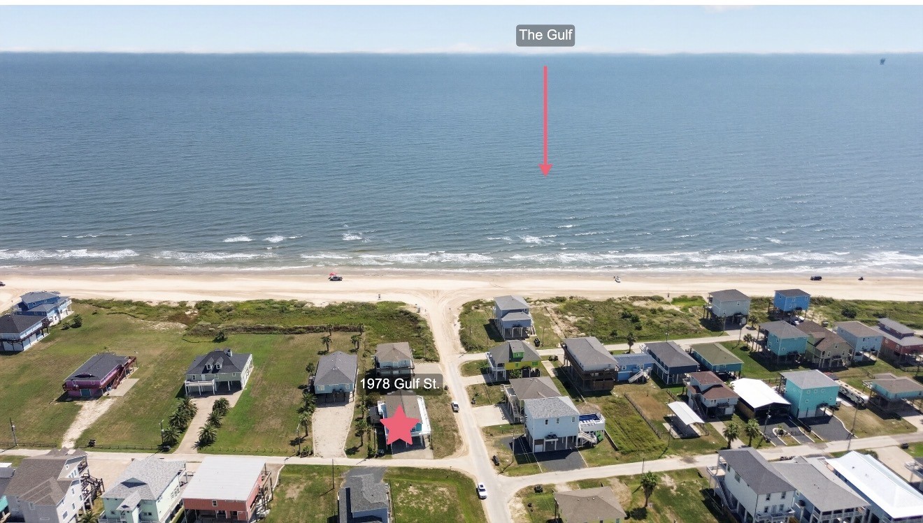 1978 Gulf Street Property Photo 1