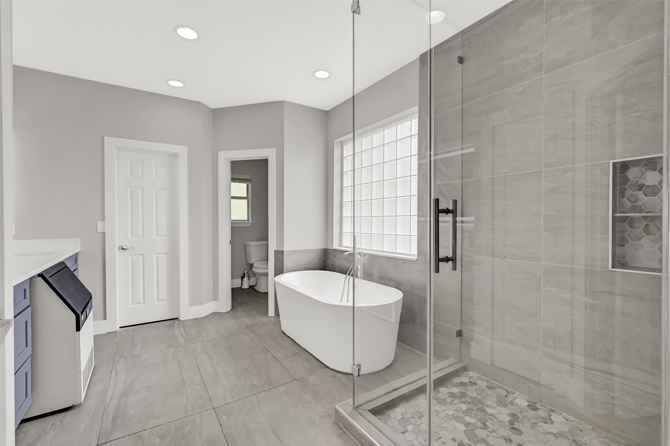 3427 Eckert Drive Property Photo 32