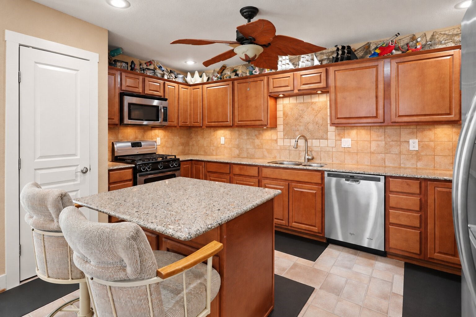 218 24th Street Property Photo 5