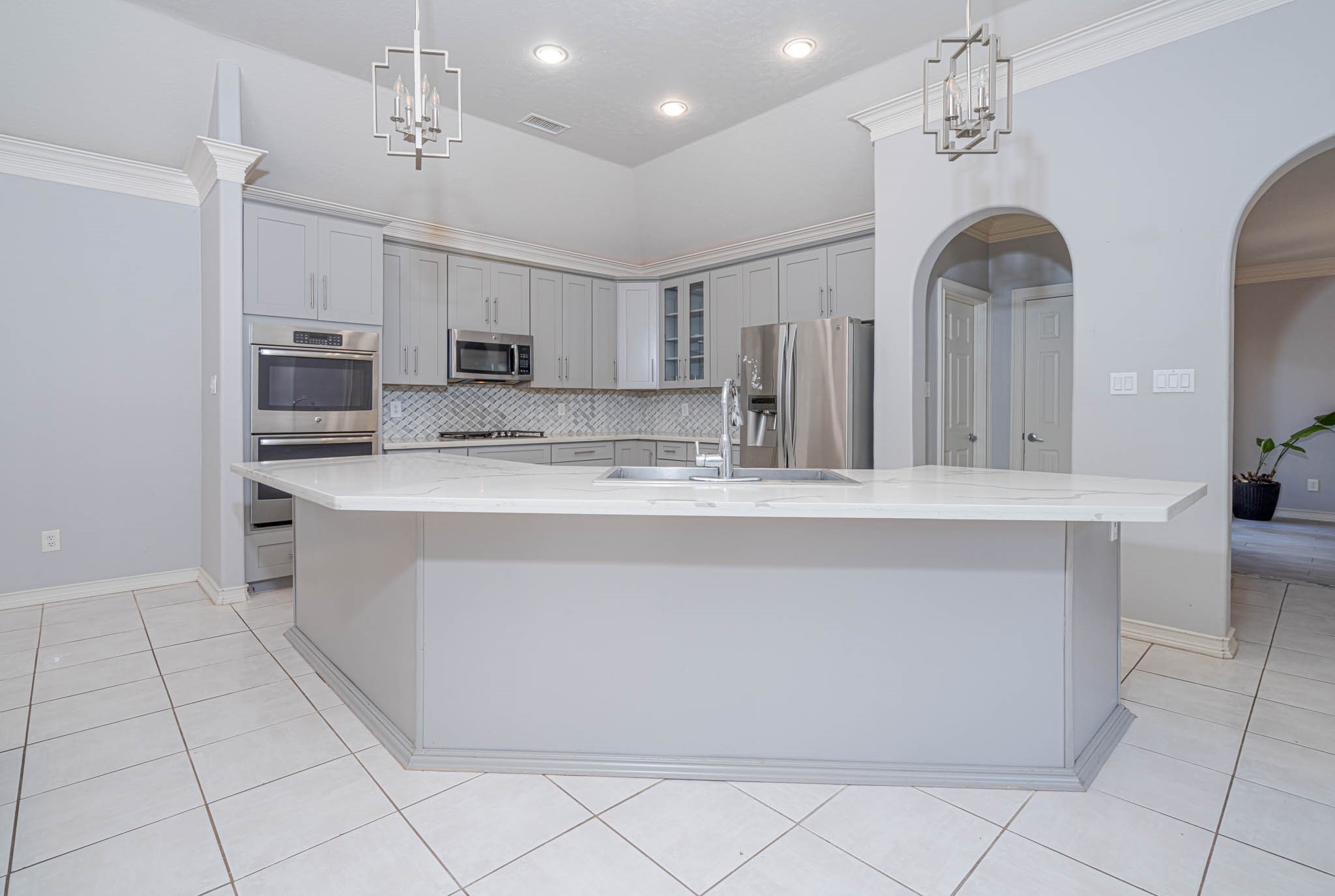 5522 Olympiad Drive Property Photo 4